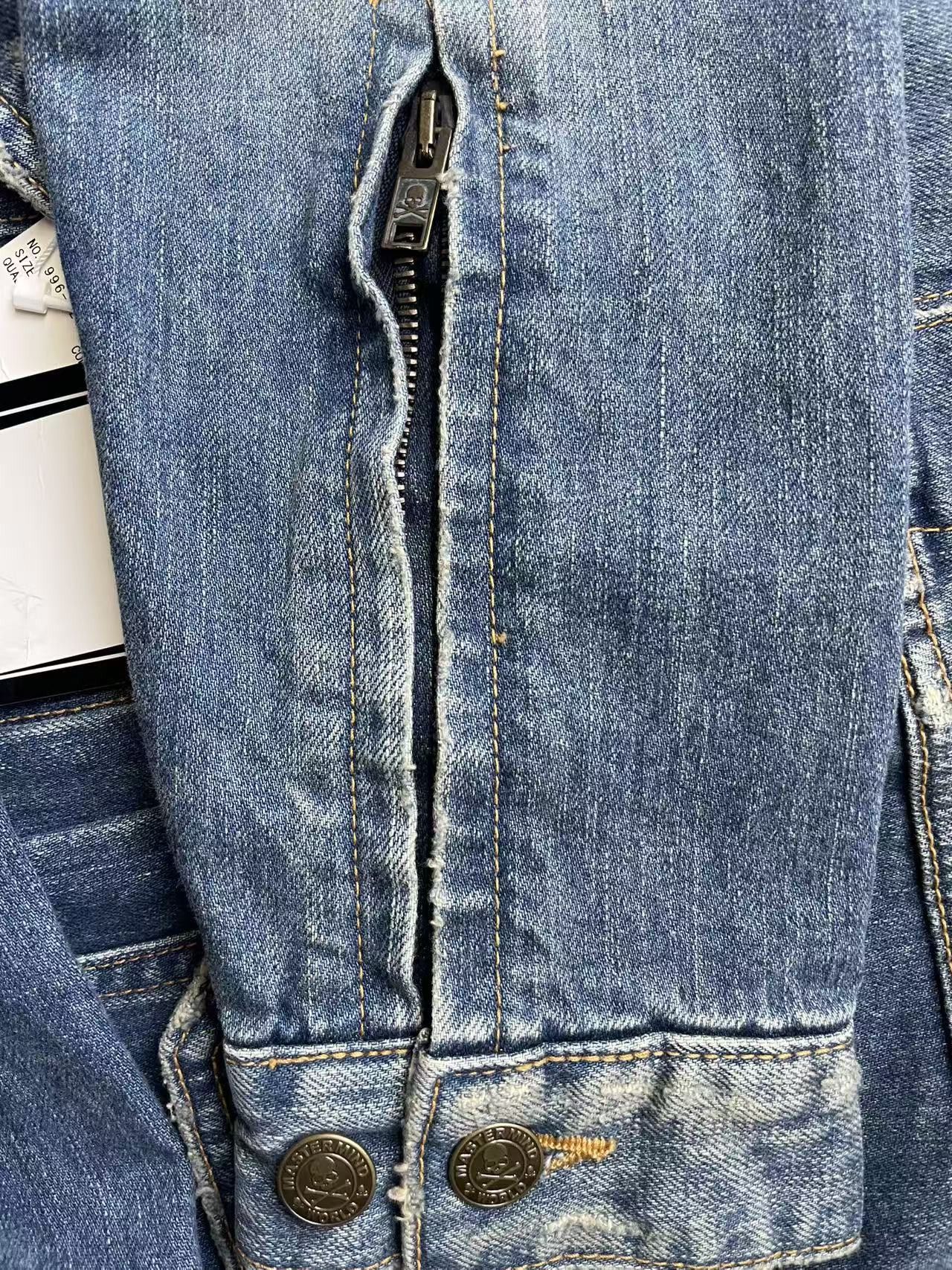 Mastermind Japan Mastermind Japan Skull Logo Denim Jacket Size US L / EU 52-54 / 3 - 5 Thumbnail