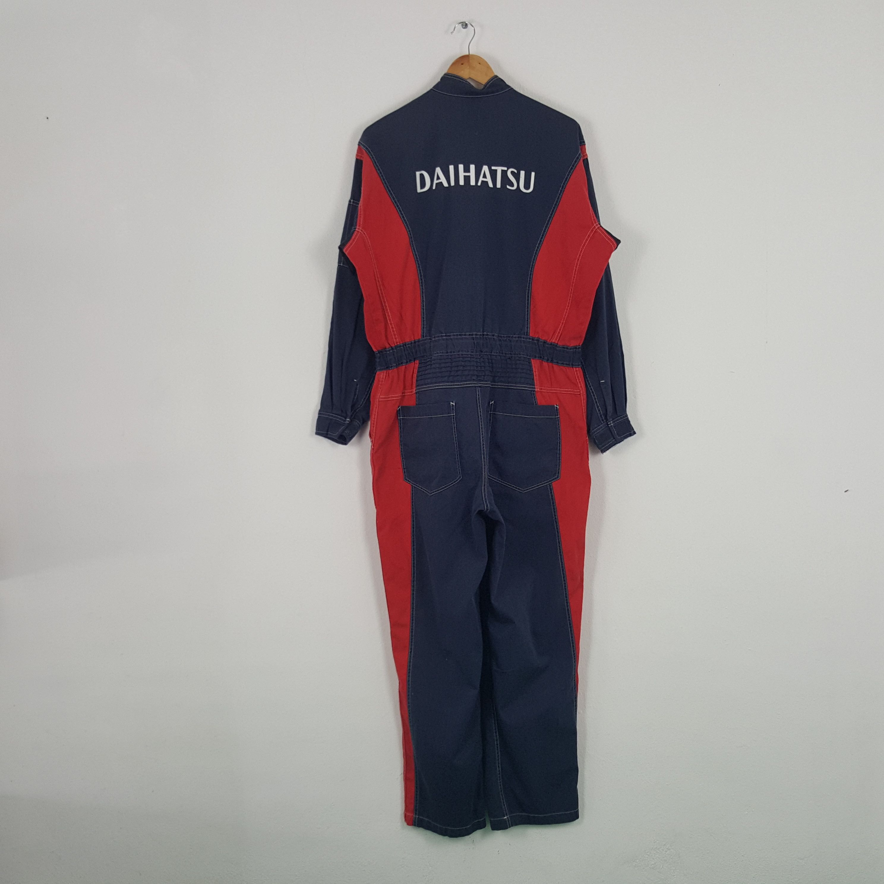 Japanese Brand × Vintage Vintage Daihatsu Japanese Motorsports Racing Coverall Jacket Size US XL / EU 56 / 4 - 1 Thumbnail