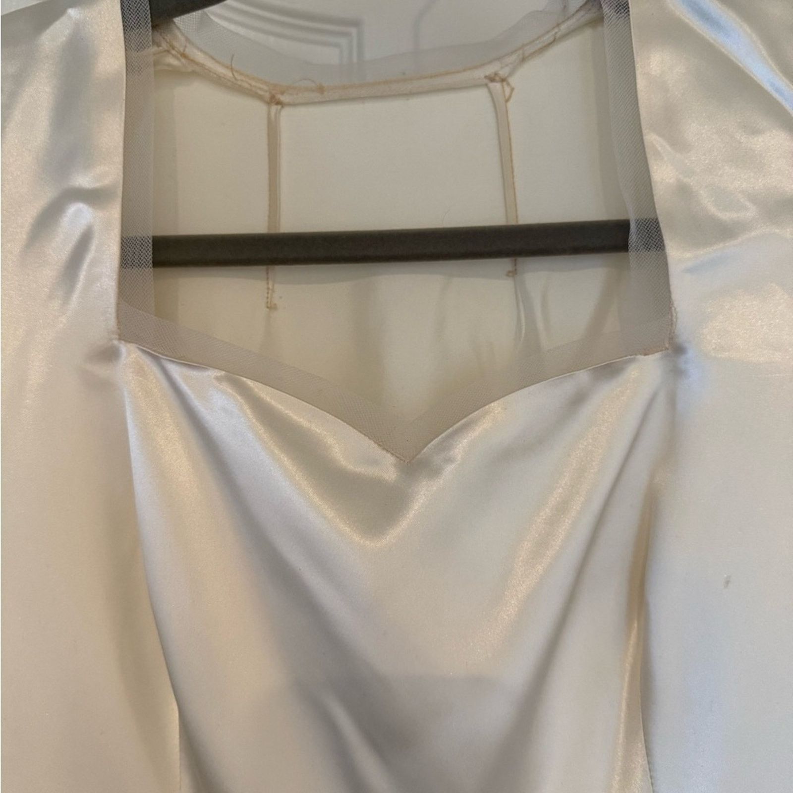 Handmade VNTG 1940’s Bustle Back Satin wedding dress small Size S / US 4 / IT 40 - 16 Thumbnail