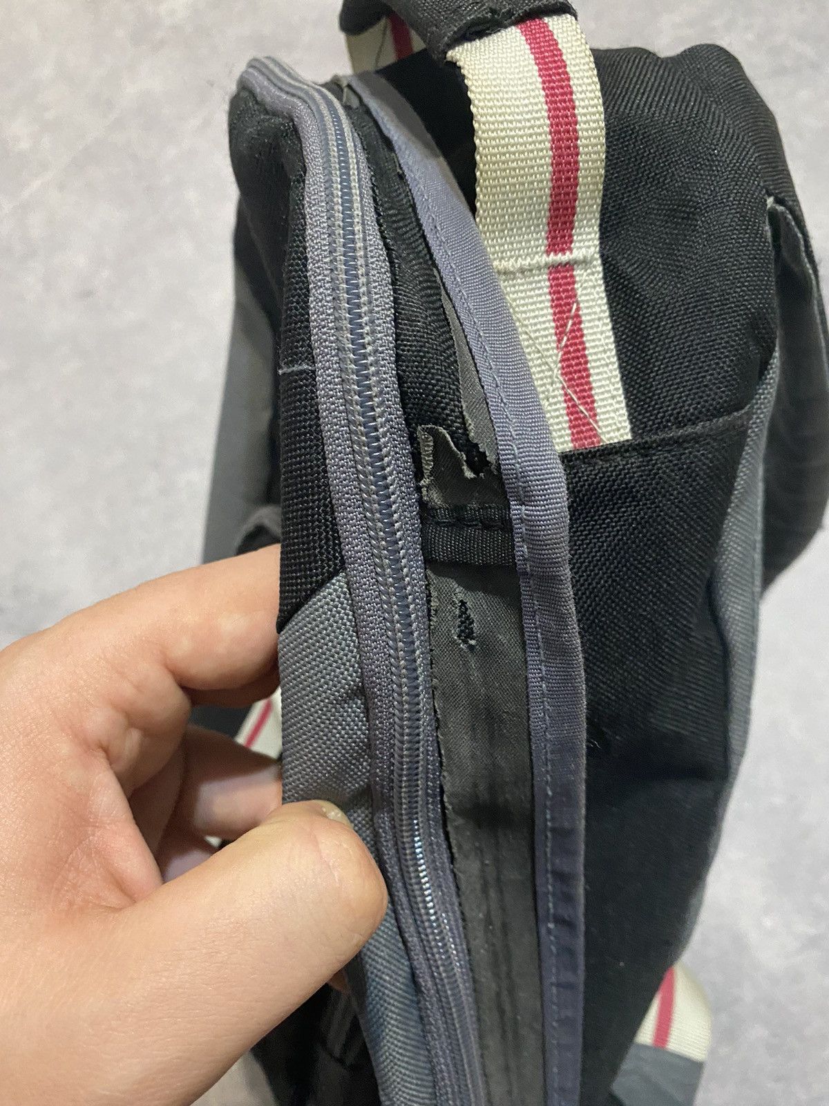 Nike × Vintage Vintage 00s Nike Drill Bagpack Swoosh Size ONE SIZE - 10 Thumbnail