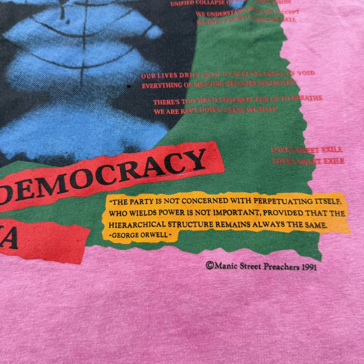 Band Tees × Vintage Vintage 90s Maniac Street Preachers Tour 1991 Democracy Coma Size US L / EU 52-54 / 3 - 9 Thumbnail