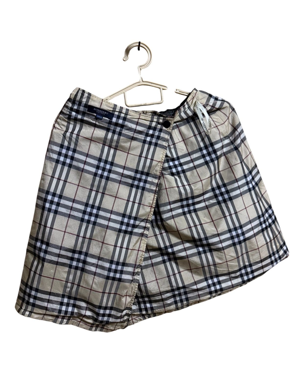 Burberry BURBERRY LONDON MINI SKIRT Vintage Size 32" / US 10 / IT 46 - 2 Thumbnail