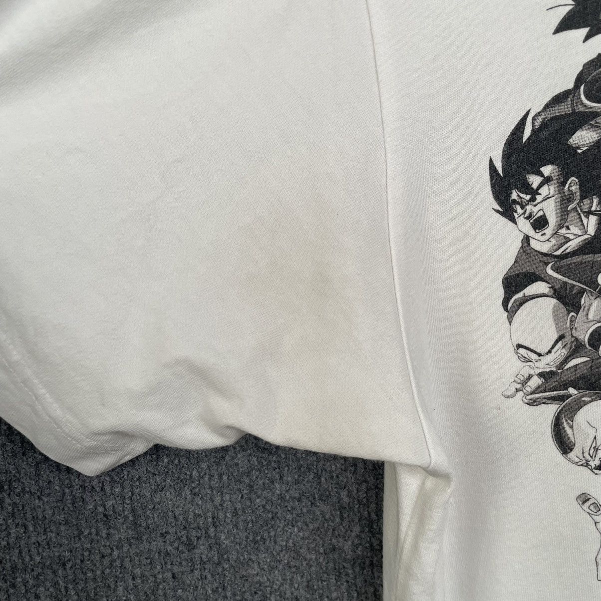 Anime × Japanese Brand × Vintage Vintage Anime Dragonball Z Crazy Backhit x Uniqlo T Shirt Size US M / EU 48-50 / 2 - 3 Thumbnail