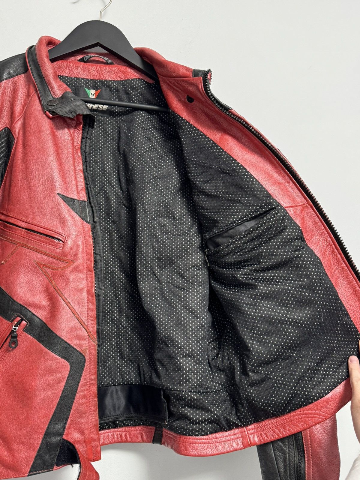 Dainese DAINESE GTR Superbike Men's Motorcycle Jacket Made in ITALY Size US M / EU 48-50 / 2 - 20 Thumbnail