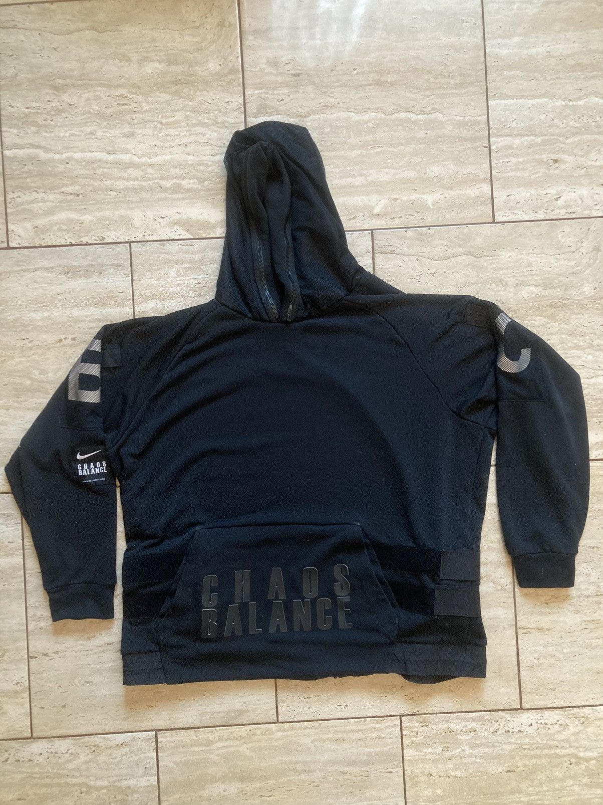 Image of Nike x Undercover Chaos Balance Hoodie in Black, Men's (Size XL)