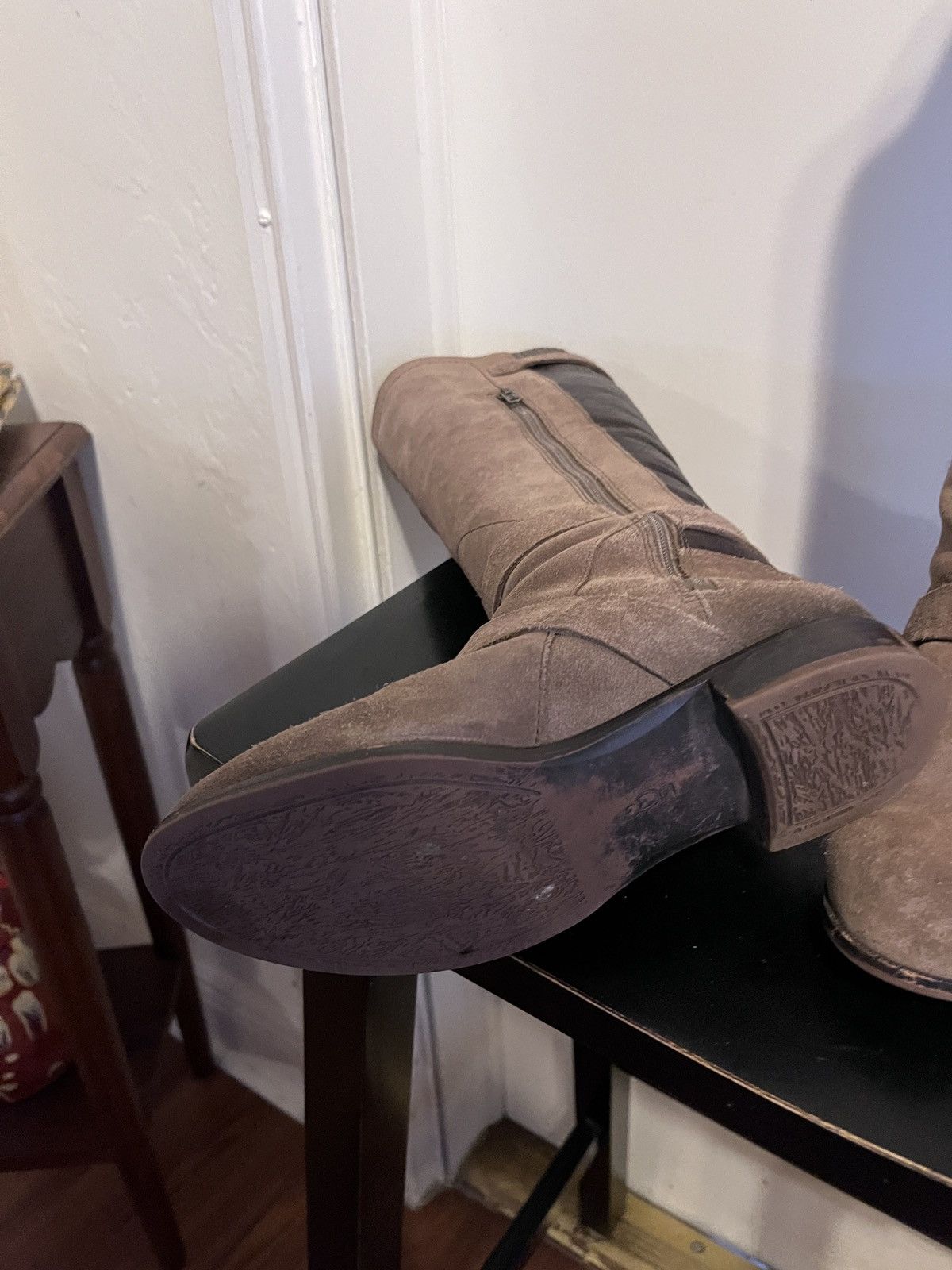 Ugg Ugg Knee High Suede and leather boots Size US 9 / IT 39 - 6 Thumbnail