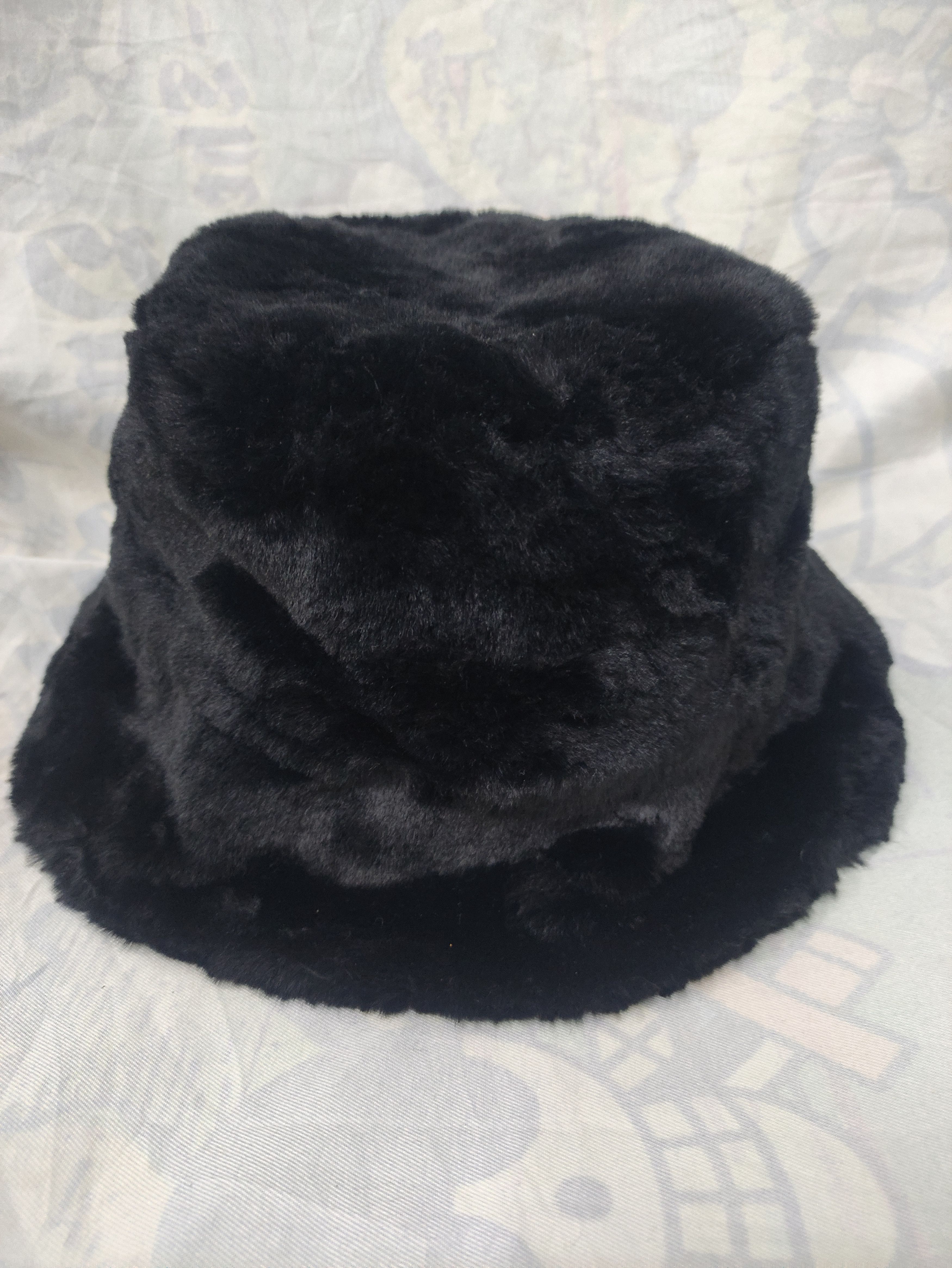GU GU FUR BUCKET HAT Size ONE SIZE - 5 Thumbnail
