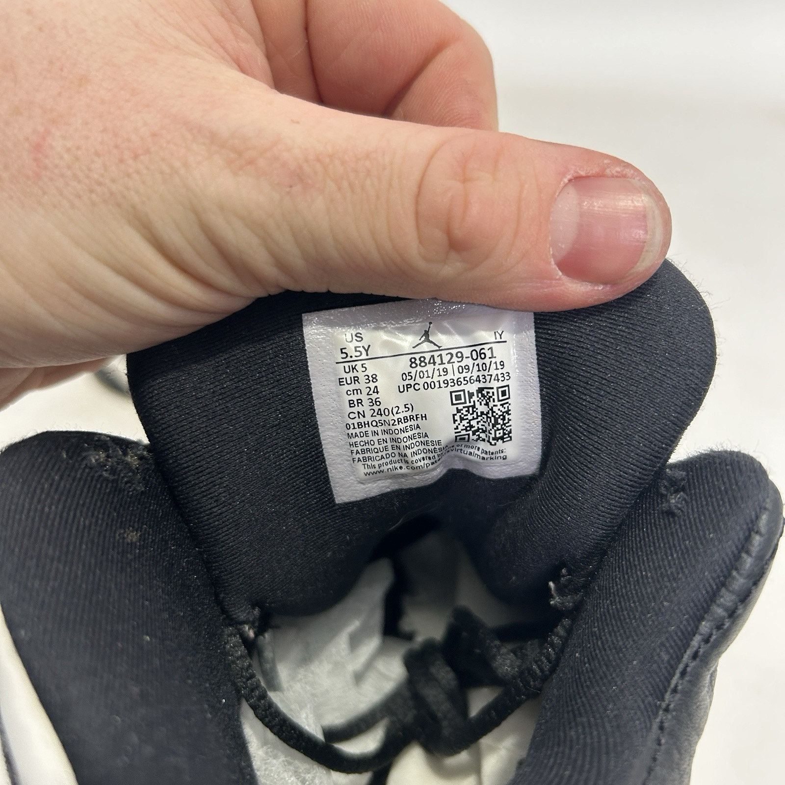 Jordan Brand Nike Air Jordan 13 Retro GS “Reverse He Got Game” Size US 7 / IT 37 - 8 Thumbnail