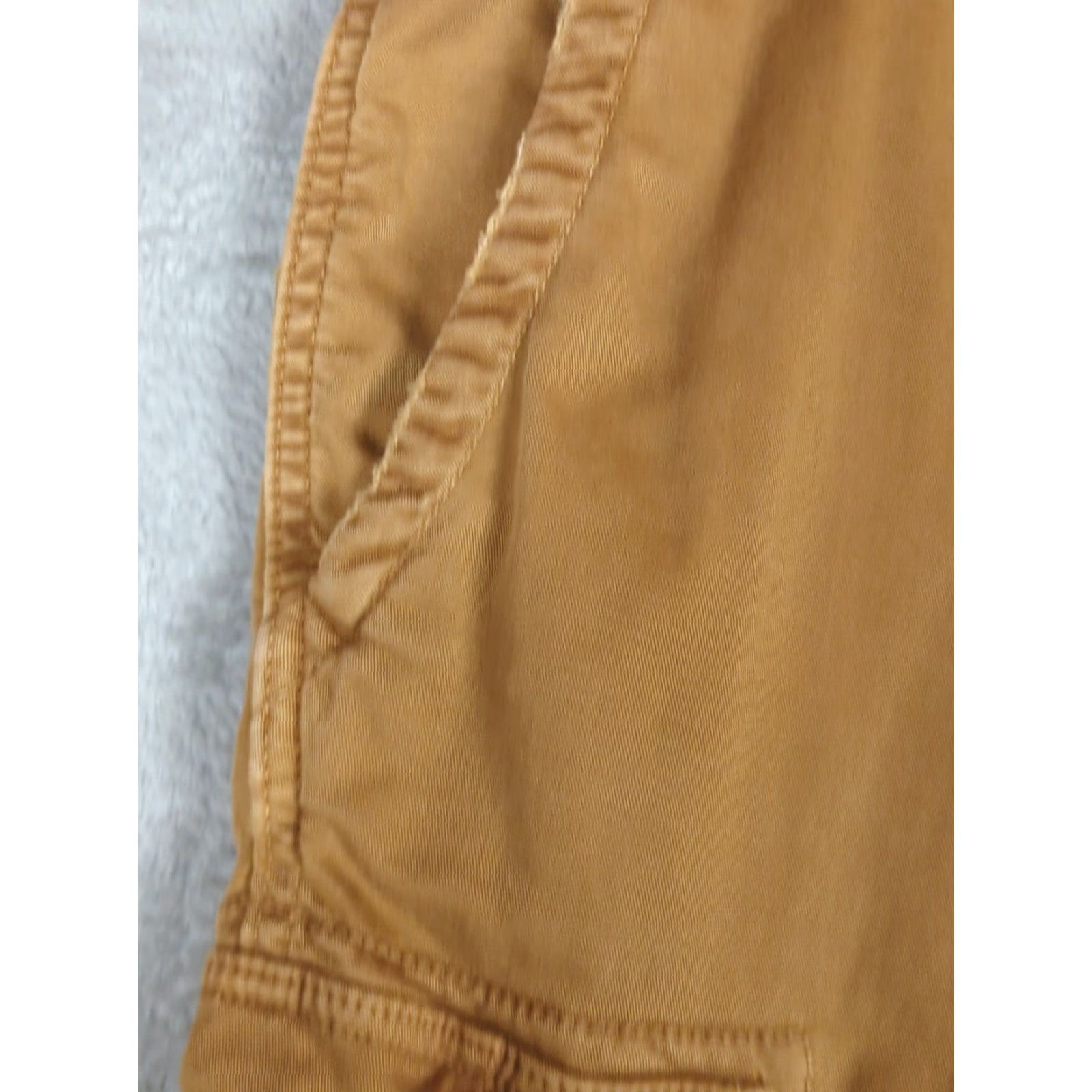 American Eagle Outfitters American Eagle Outfitters Cargo Shorts Men 33X10 Brown Classic Cargo Pockets Zip Front 10 Inseam Cotton Blend Spandex Size US 33 - 2 Thumbnail