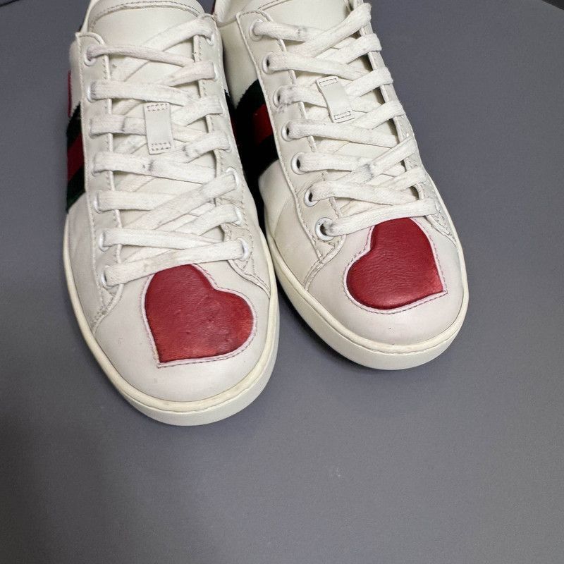 Gucci Gucci Ace Heart Pattern Sneakers for Women - Size US 8 / IT 38 - 7 Thumbnail