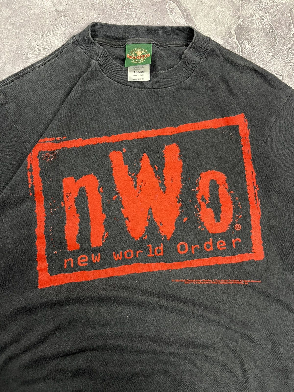 Vintage Vintage 90s NWO New World Order 1998 Wrrstling Faded Tee Size US L / EU 52-54 / 3 - 3 Thumbnail
