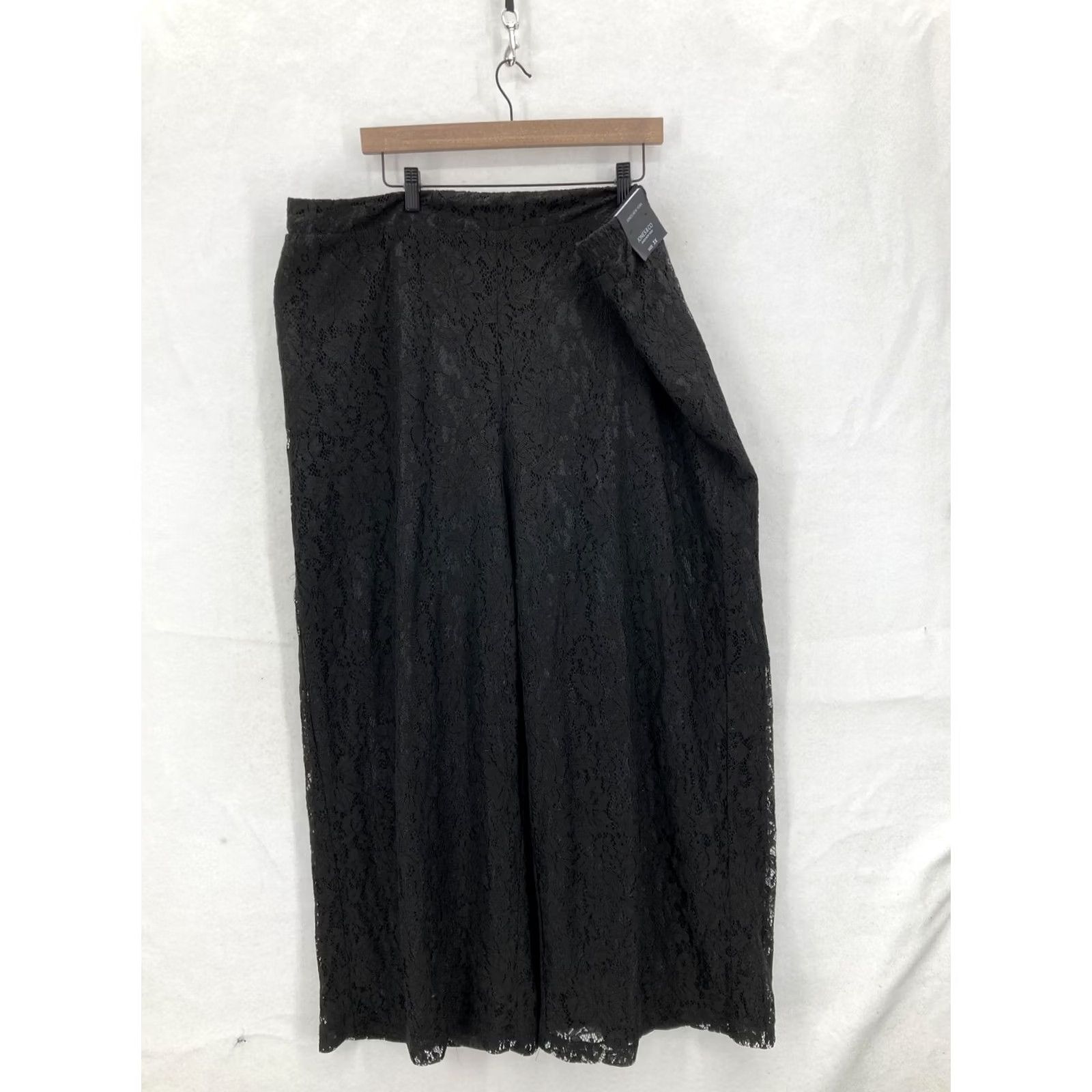 Jones New York Jones New York Pants Womens 3X Black Lace Wide Leg Lined Elastic Waist Career Size 40" / US 18 - 2 Thumbnail