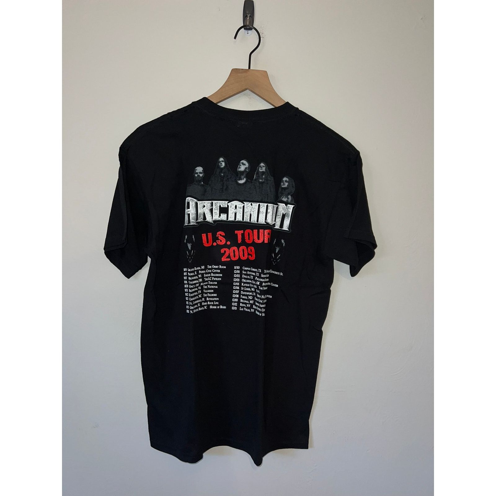Gildan 2009 US Tour Arcanium Metal Concert Black Shirt Tee 2000s M Size US M / EU 48-50 / 2 - 6 Thumbnail