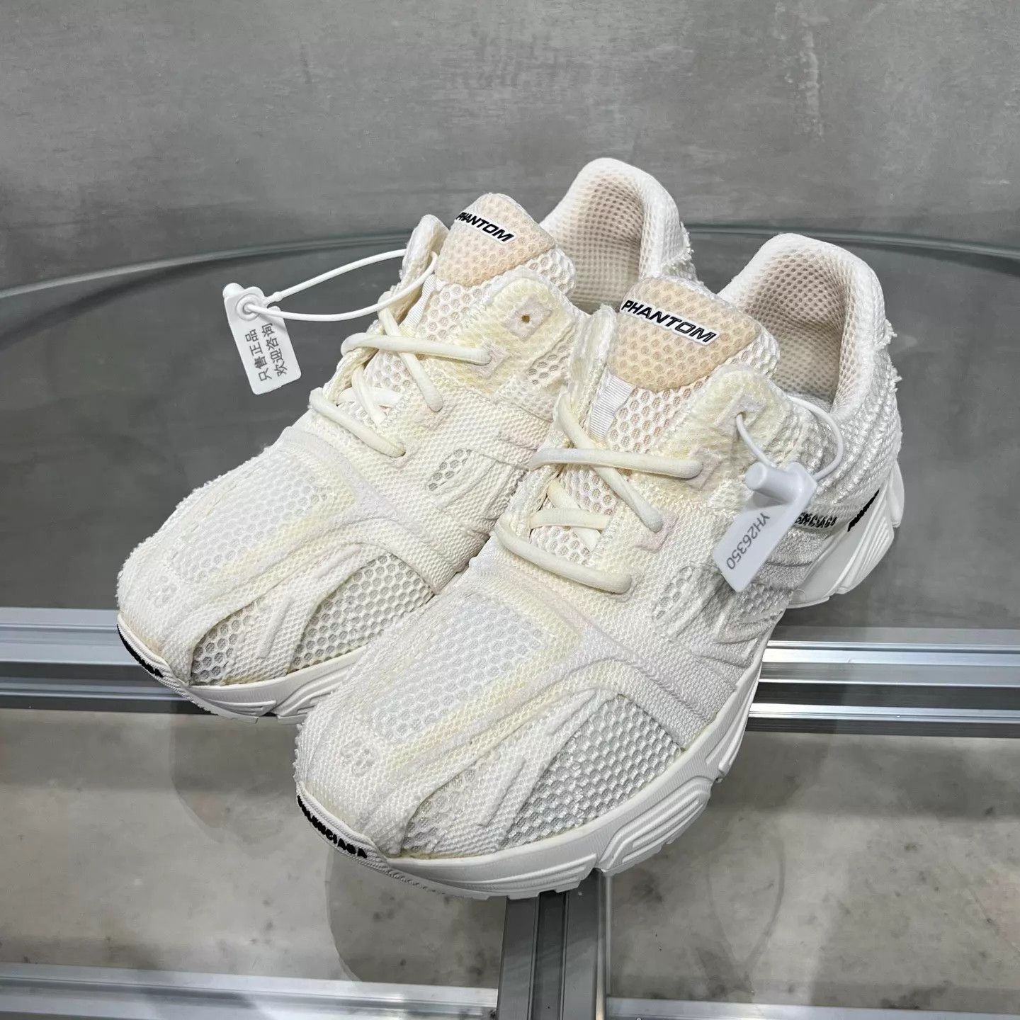 Balenciaga Balenciaga Phantom White Mesh Sneaker Size 40 Size US 7 / EU 40 - 2 Thumbnail