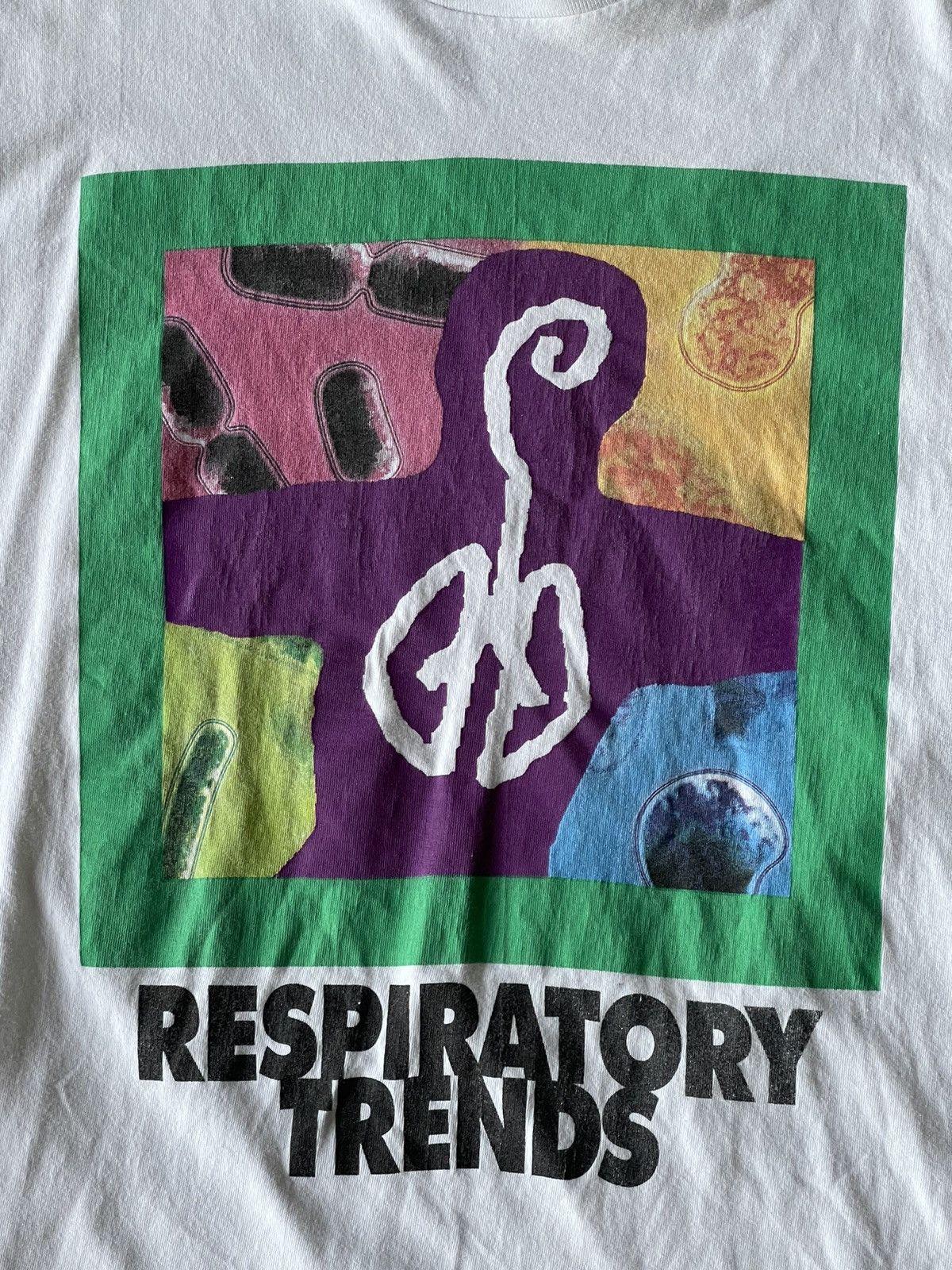 Vintage Rare vintage t shirt “respiratory trends” 90s y2k Size US XL / EU 56 / 4 - 2 Thumbnail