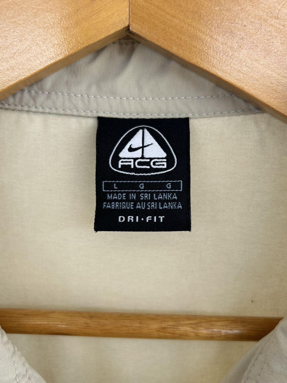 Nike ACG Nike ACG Double Pocket Button Up Beige Size L / US 10 / IT 46 - 7 Thumbnail