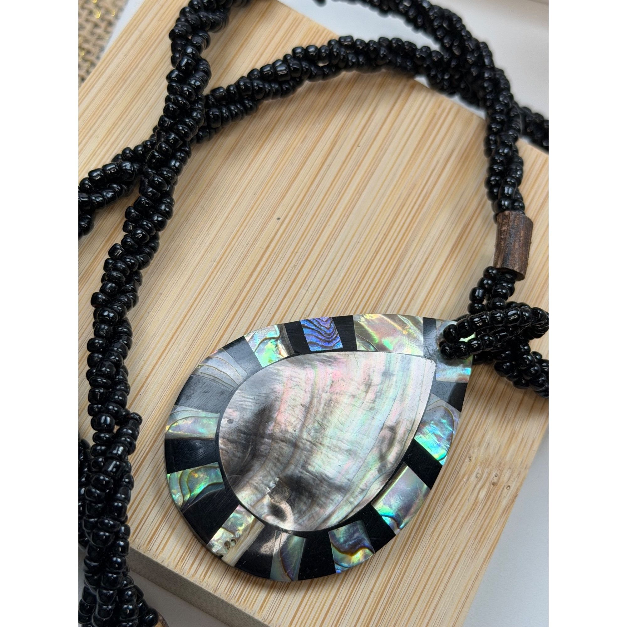 Other Abalone shell pendant necklace with teardrop shape Size ONE SIZE - 9 Thumbnail
