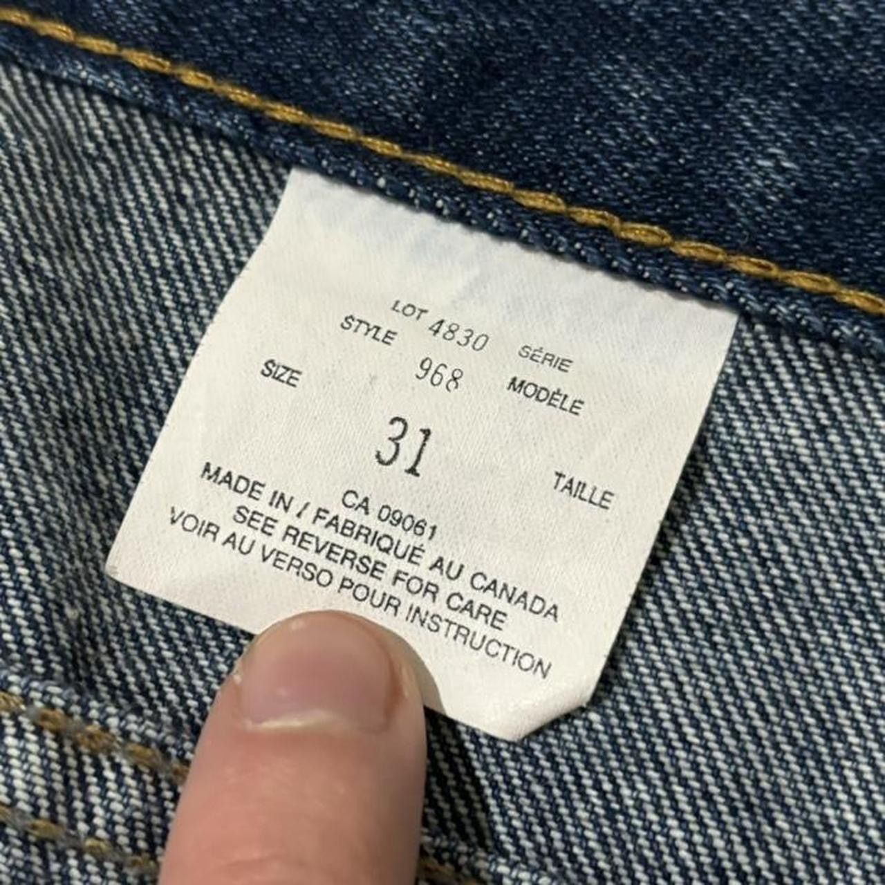 Vintage Vintage 1990s Darkwash Blue Denim Jeans 29x28.75 Size US 29 - 4 Thumbnail