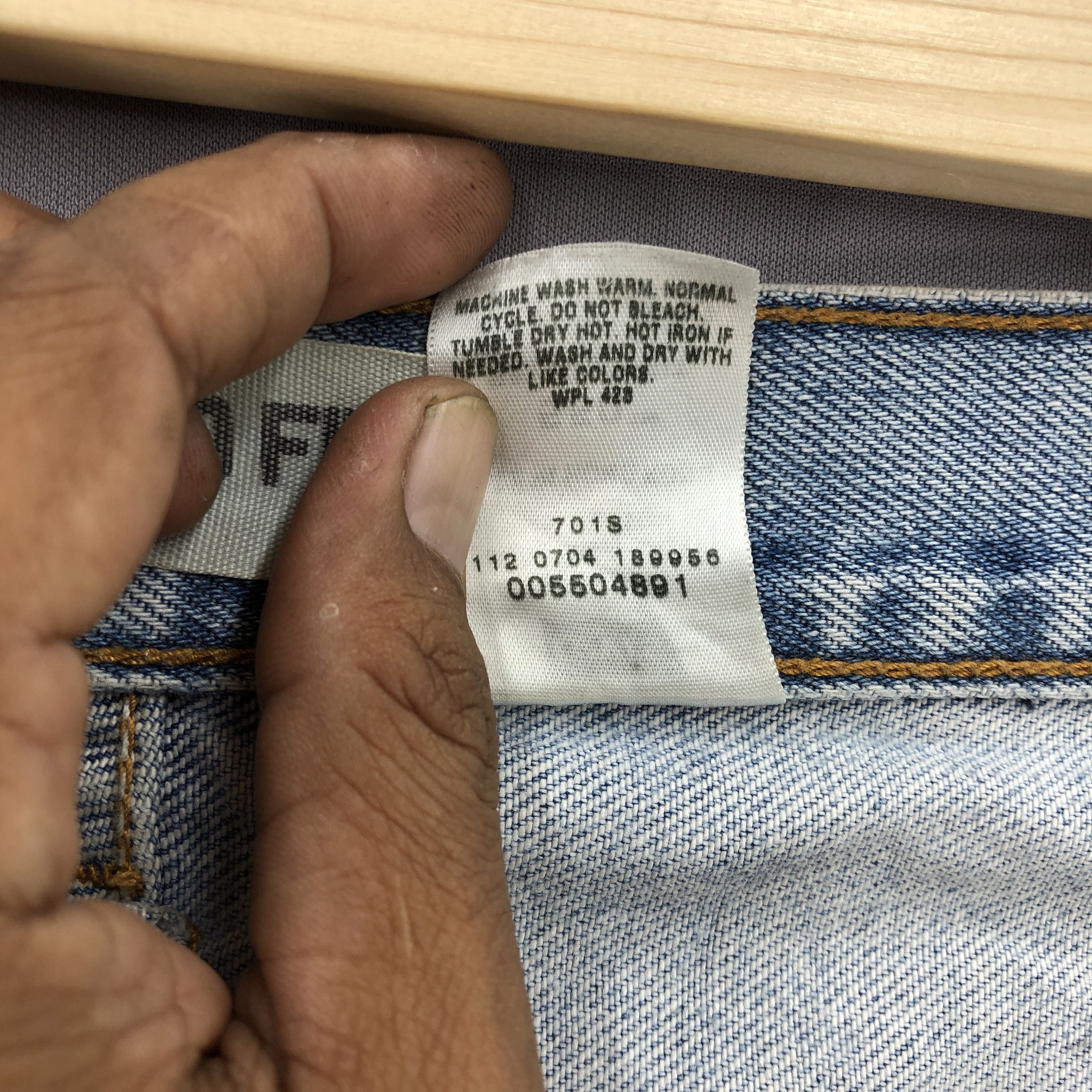 Levi's Vintage Y2K Levis Sun Faded Jeans Levi's Light Wash Denim Size US 34 / EU 50 - 10 Thumbnail