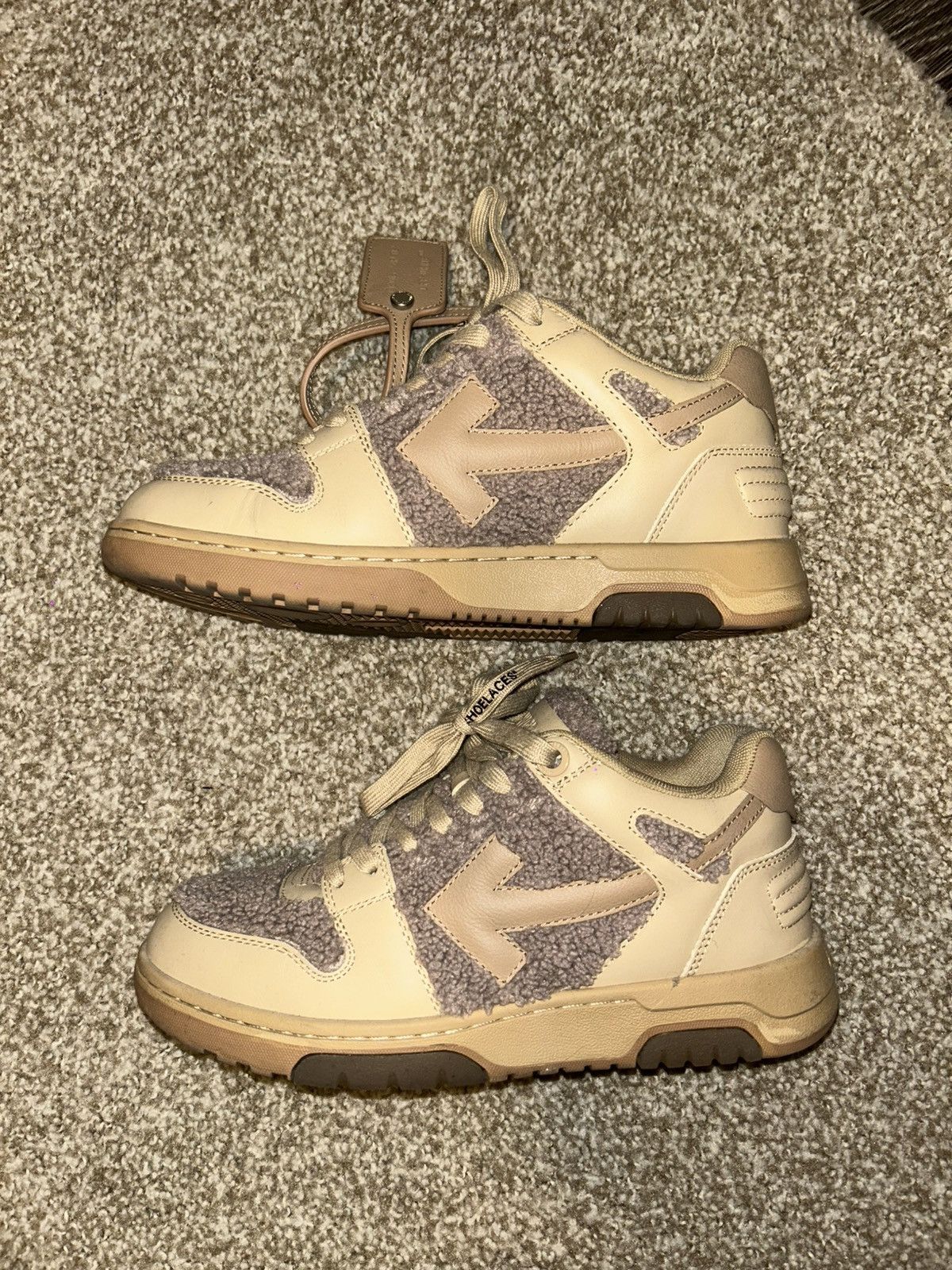 Off-White RARE Women’s out of office fur sneaker Size US 8.5 / IT 38.5 - 1 Thumbnail
