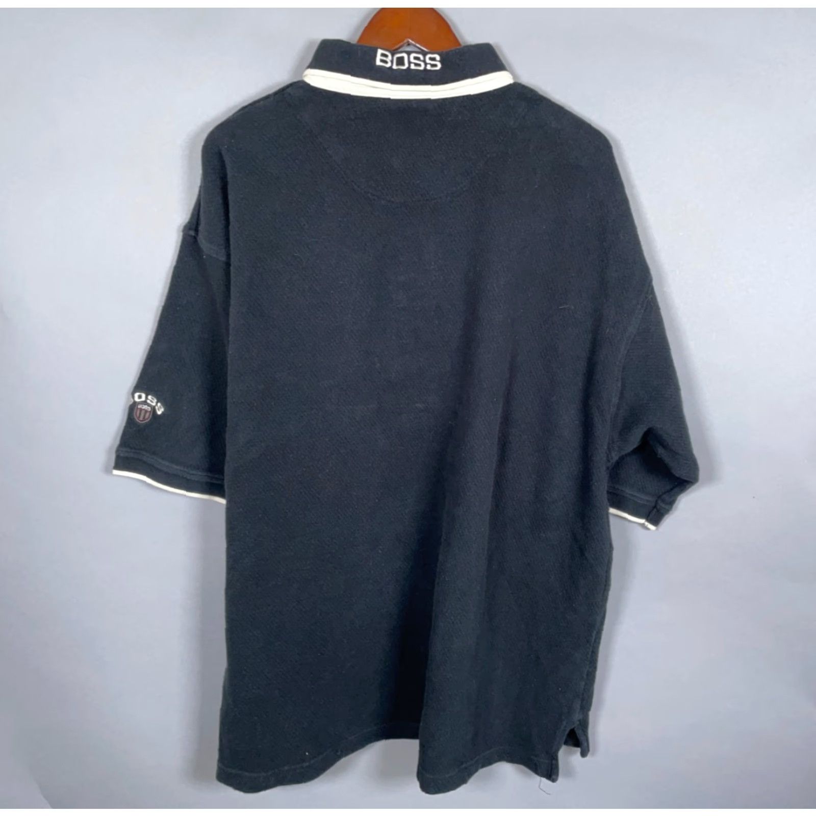 Hugo Boss VINTAGE Hugo BOSS Polo Shirt Men 2XL Black Embroidered Textured Cotton Preppy Retro Size US XXL / EU 58 / 5 - 2 Thumbnail