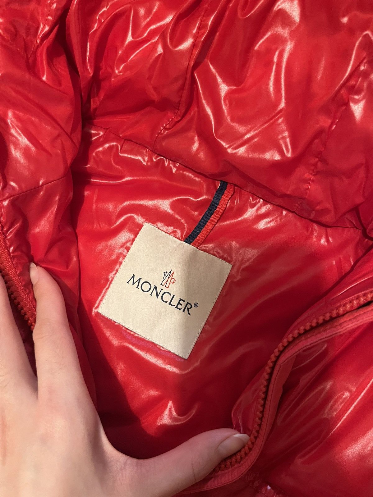 Moncler Moncler puffer jacket size 3 Size L / US 10 / IT 46 - 5 Thumbnail