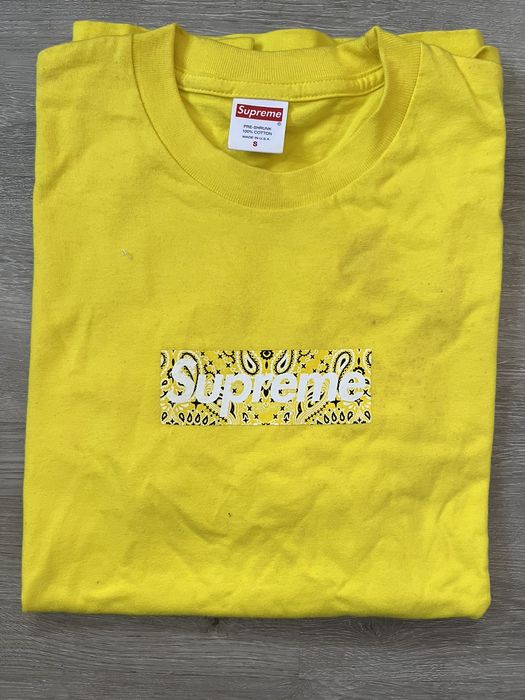 Supreme yellow bandana box 2024 logo