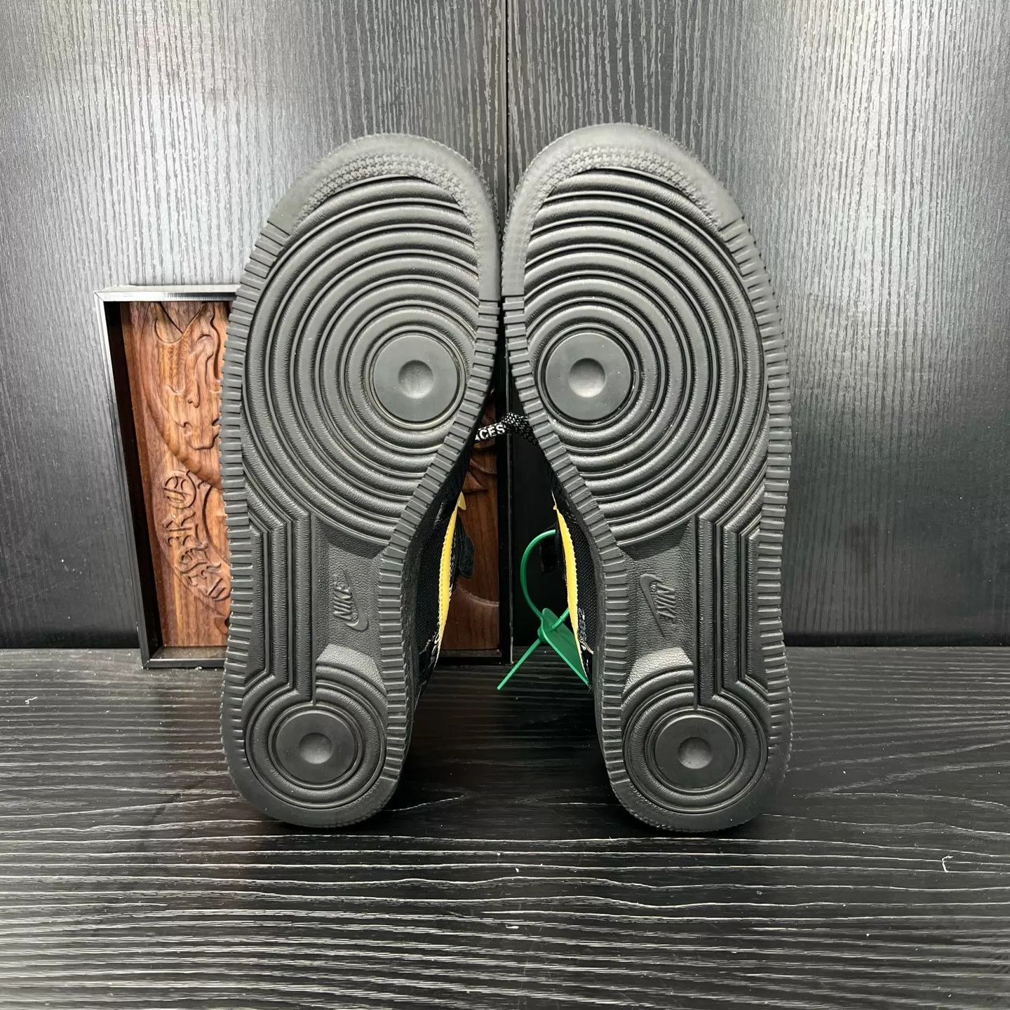 Nike Nike AF1 Black Size 42.5 Boxed As Pictured Size US 9 / EU 42 - 8 Thumbnail