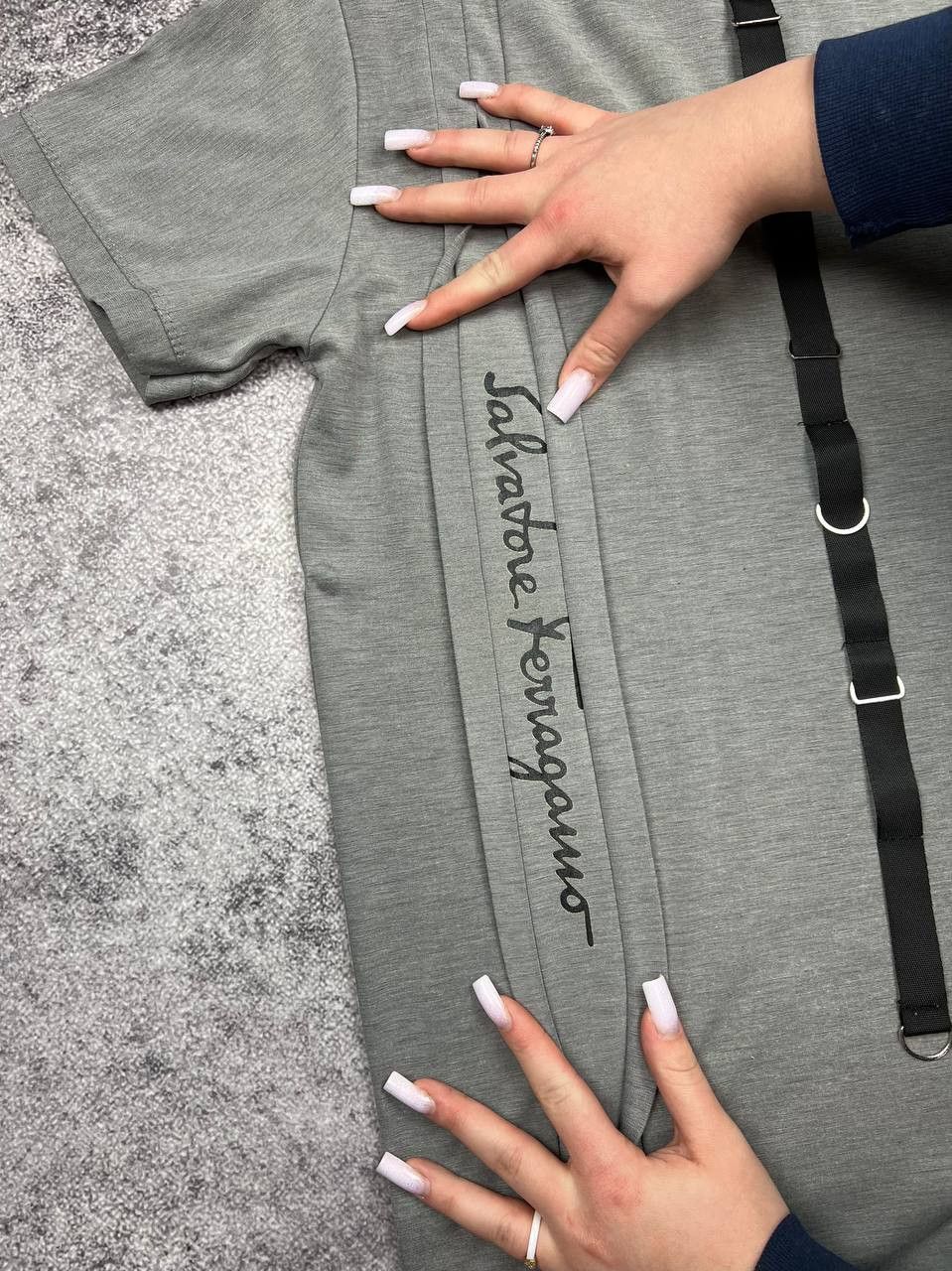Salvatore Ferragamo Salvatore Ferragamo T-Shirt Vintage Y2K Size US M / EU 48-50 / 2 - 3 Thumbnail