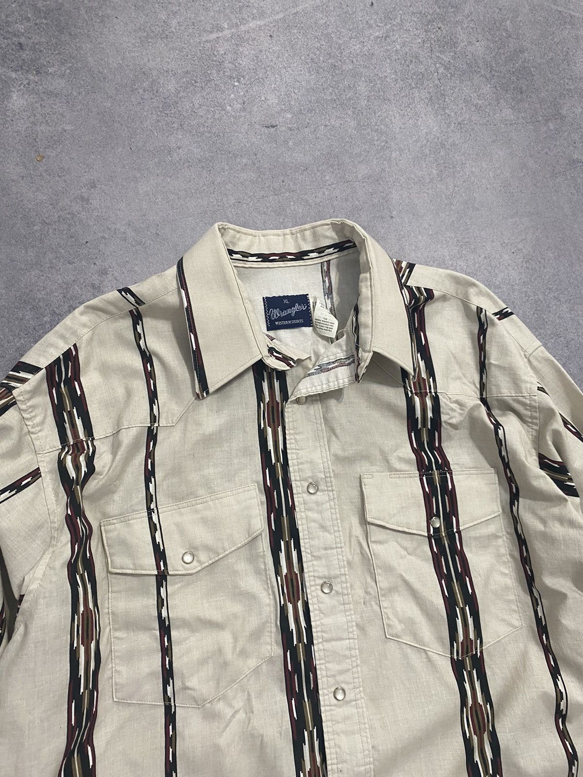 Vintage × Wrangler Vintage Wrangler Western Shirts Southwestern Aztec Striped Size US XL / EU 56 / 4 - 2 Thumbnail
