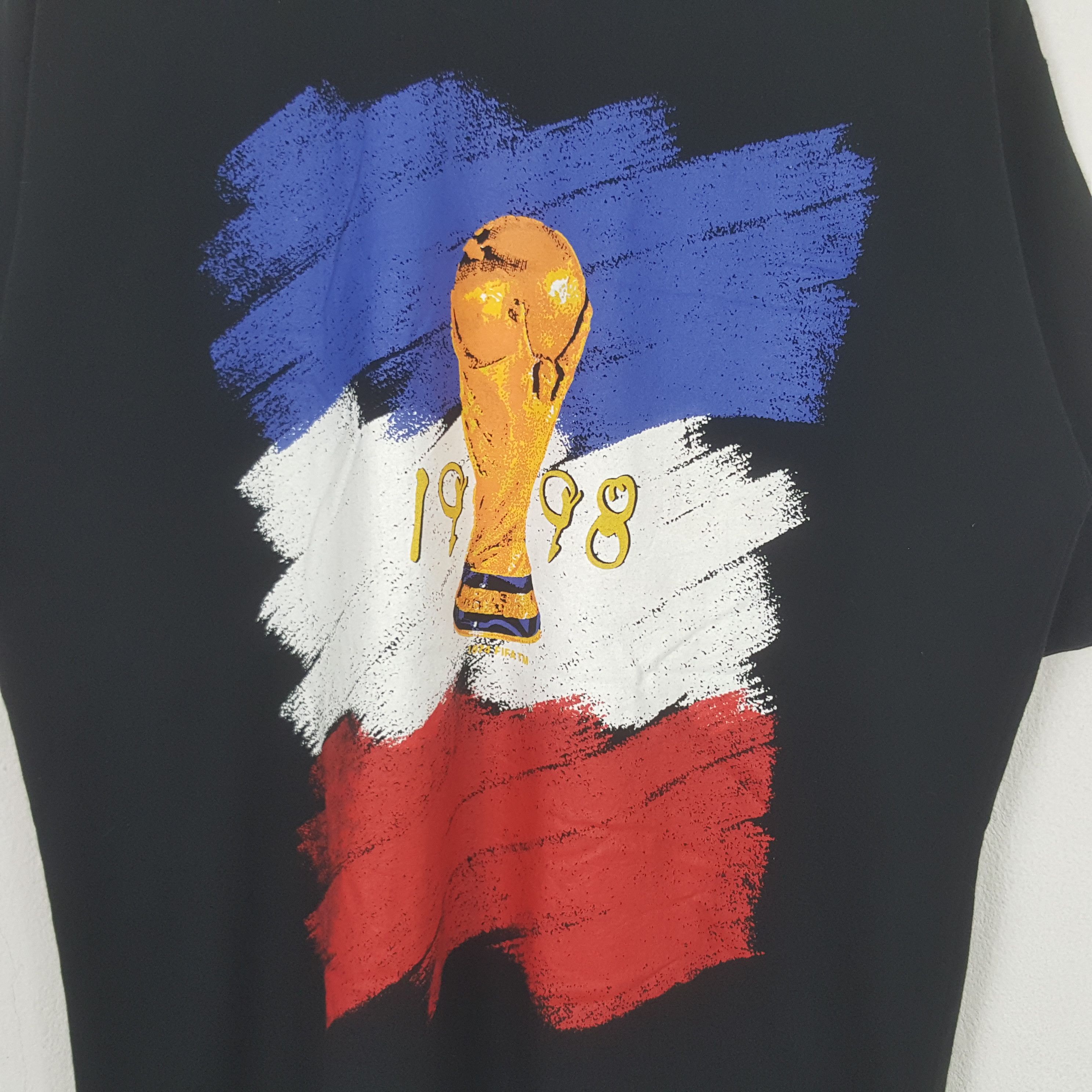 Adidas Vintage Adidas France World Cup 1998 Tshirt RR25 Size US L / EU 52-54 / 3 - 2 Thumbnail