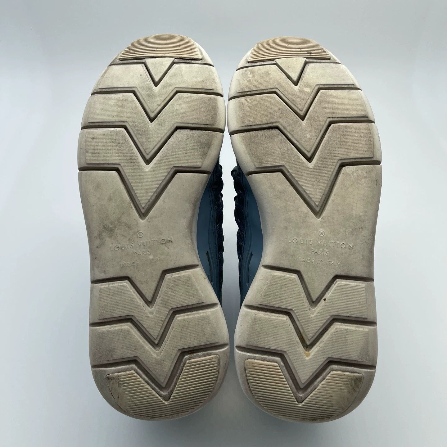 Louis Vuitton LV Denim Sneakers US8 Used Size US 8 / IT 38 - 7 Thumbnail