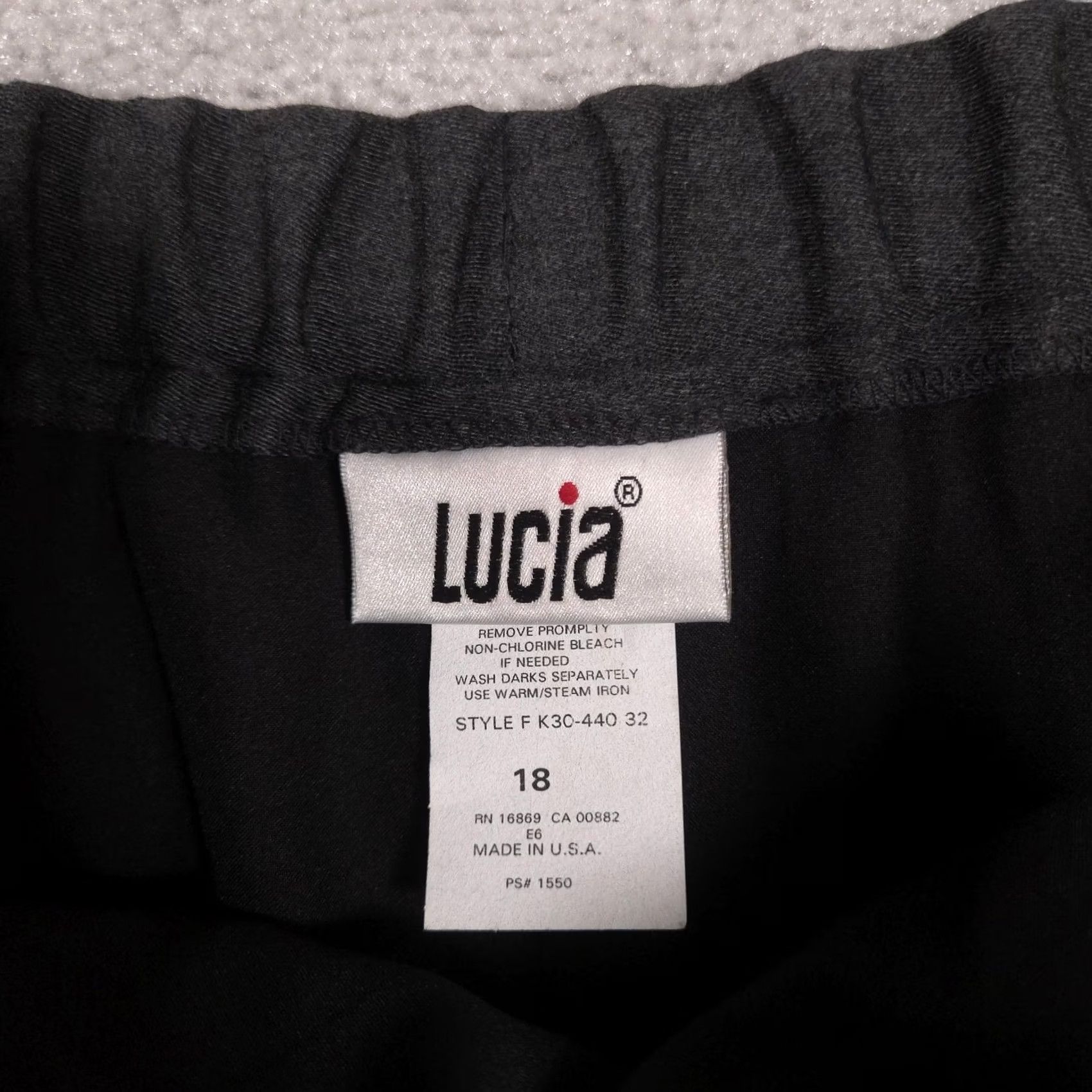 Vintage Lucia Skirt Womens 18 Gray Pencil Fully Lined Pull On Elastic Waist Pockets Work Mens? Size 40" / US 18 - 6 Thumbnail