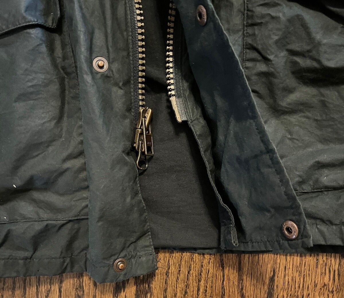 The Australian Outback Collection The Australian Outback Collection Green Jacket Oil Skin Sz S Size US S / EU 44-46 / 1 - 3 Thumbnail