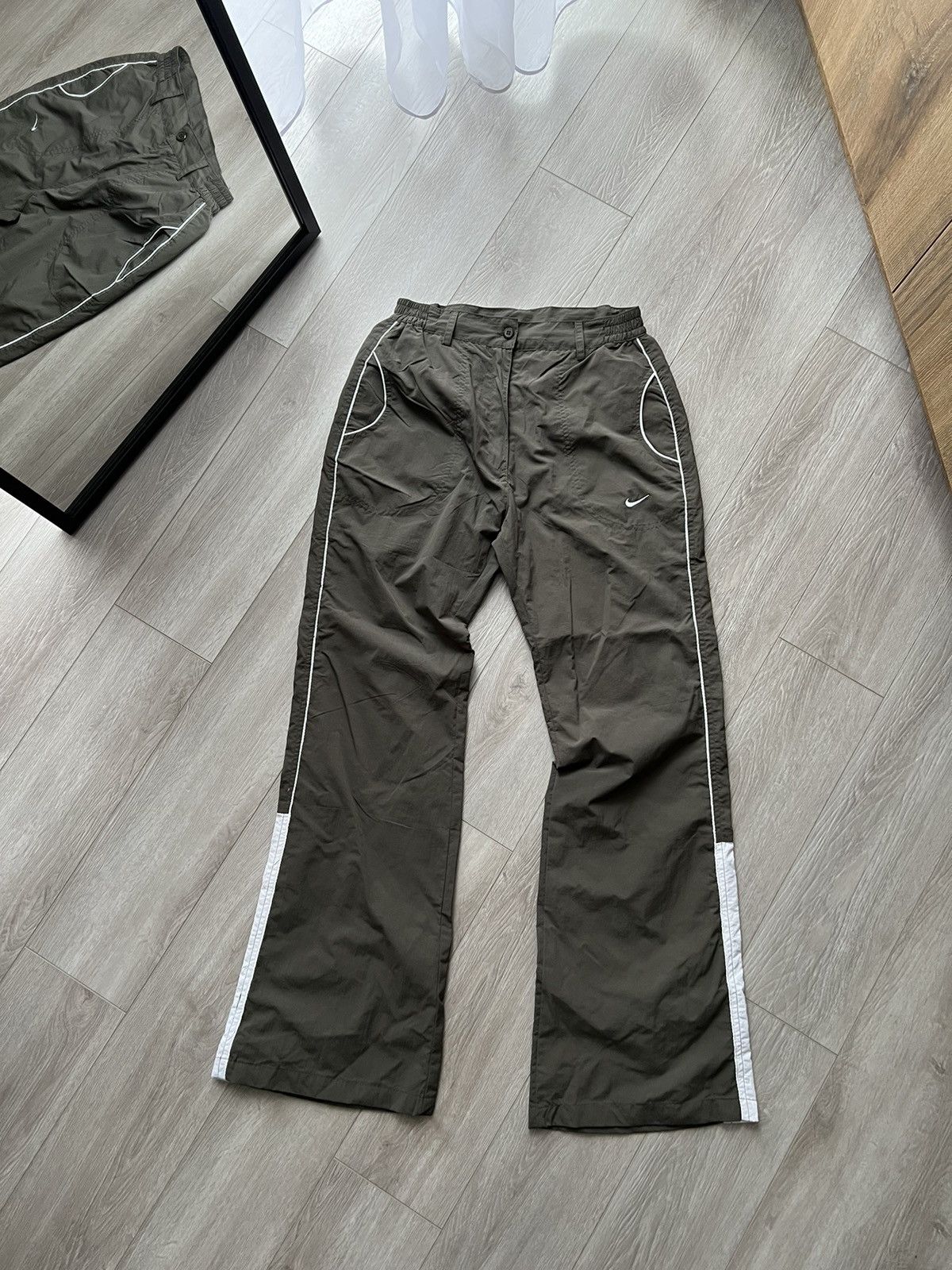 Nike × Vintage Vintage Nike Nylon Track Pants womens S parachute wide leg Size 28" / US 6 / IT 42 - 1 Thumbnail