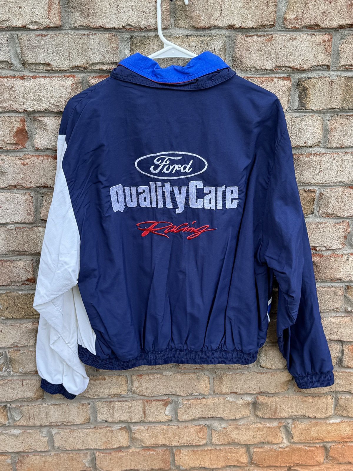 NASCAR Vintage 90s Ford Racing Quality Care NASCAR zip up jacket Size US M / EU 48-50 / 2 - 4 Thumbnail