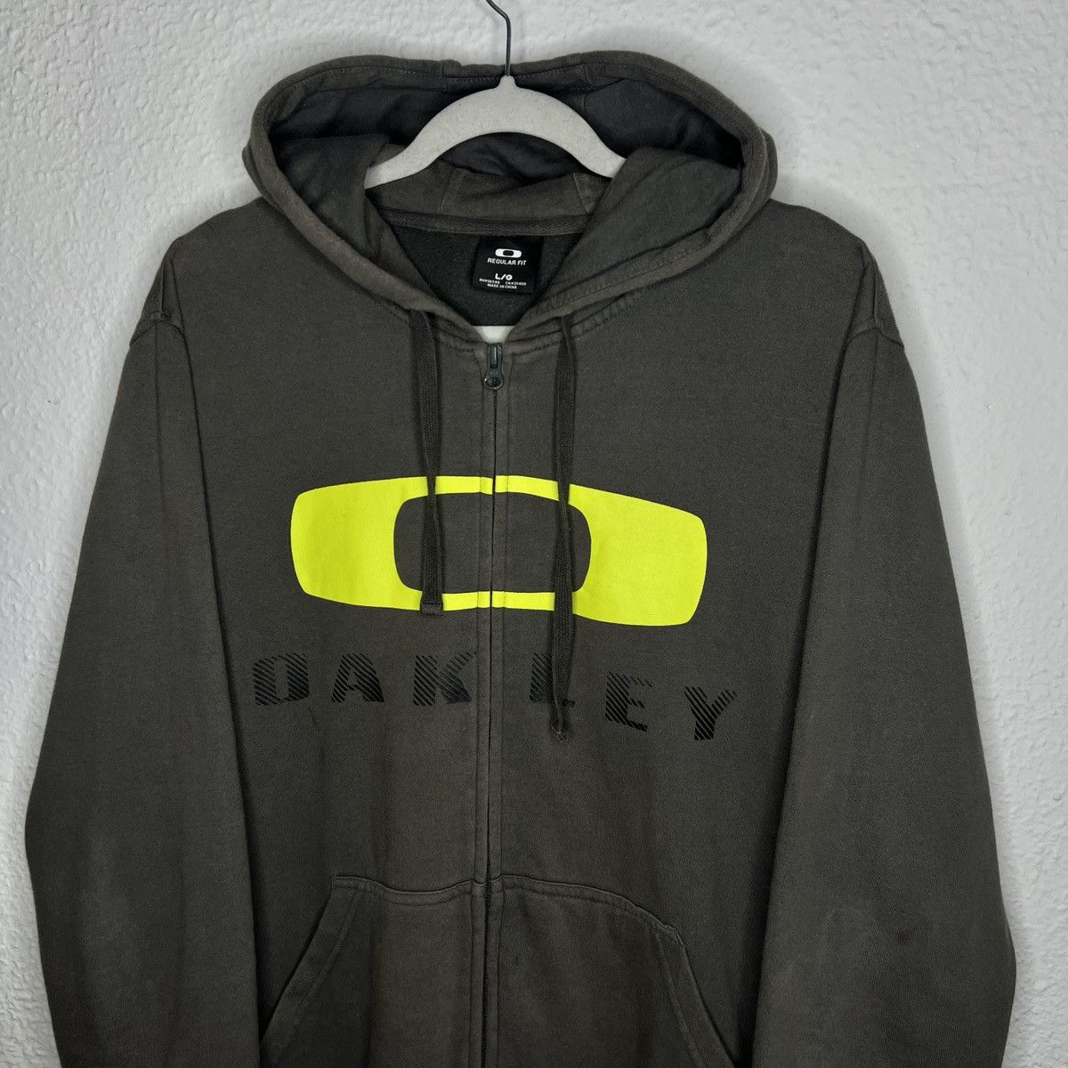 Oakley Oakley Vintage Hoodie Zip Big Spellout Logo Grey Brown 90s Size US L / EU 52-54 / 3 - 3 Thumbnail