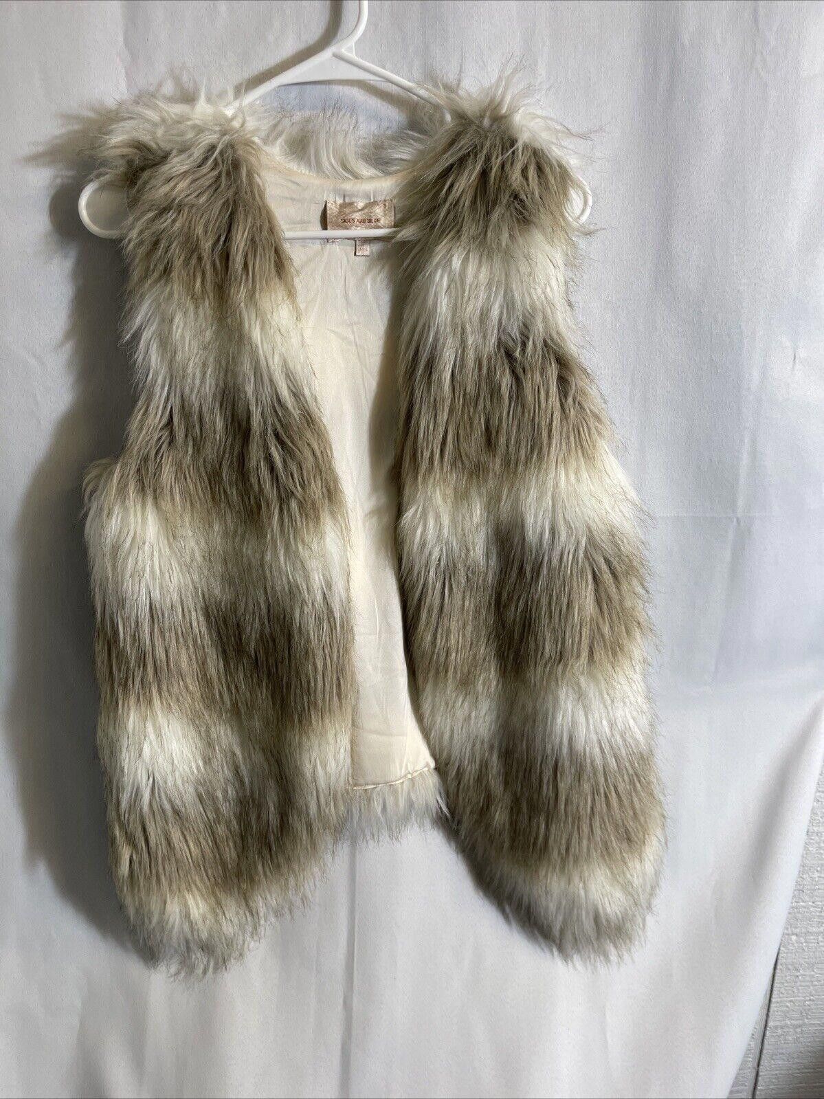 Designer Skies Are Blue Faux Fur Boho Festival Size M / US 6-8 / IT 42-44 - 1 Thumbnail