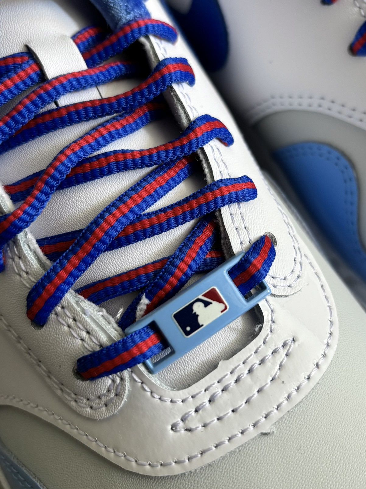 Nike Braves Nike Air Max 1 Size US 11 / EU 44 - 4 Thumbnail