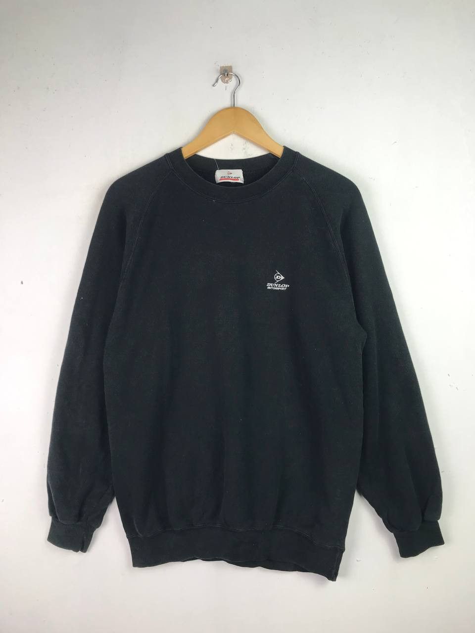 Dunlop × Vintage Vintage Dunlop All Black sweatshirt Size US L / EU 52-54 / 3 - 1 Thumbnail