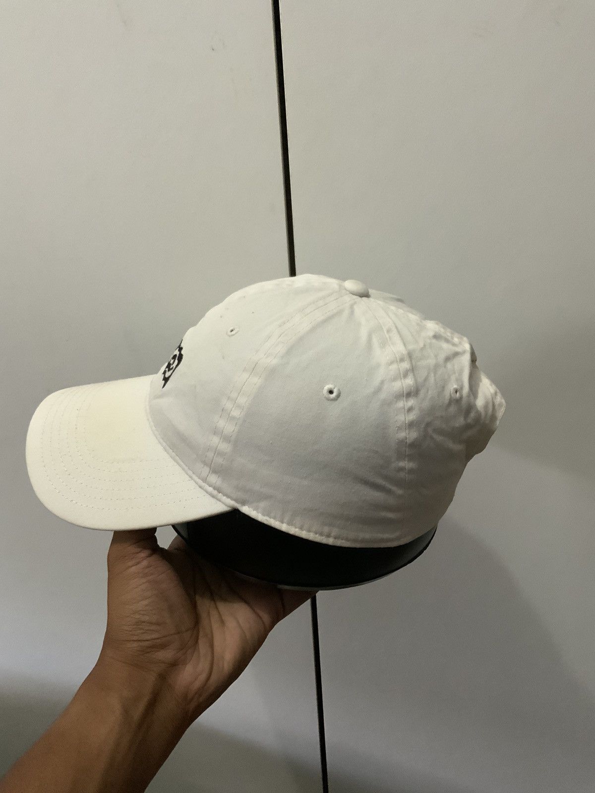 Japanese Brand White embroidery Japan Hat Size ONE SIZE - 2 Thumbnail