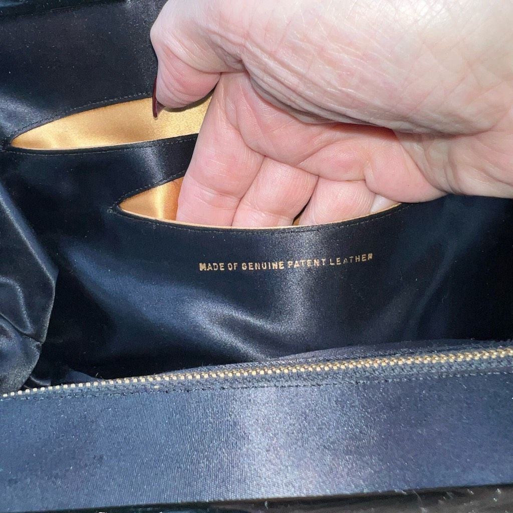 Other Koret Vintage Patent Leather Three Compartment Gold Tome Rosebud Snap Close Handbag Size ONE SIZE - 8 Thumbnail