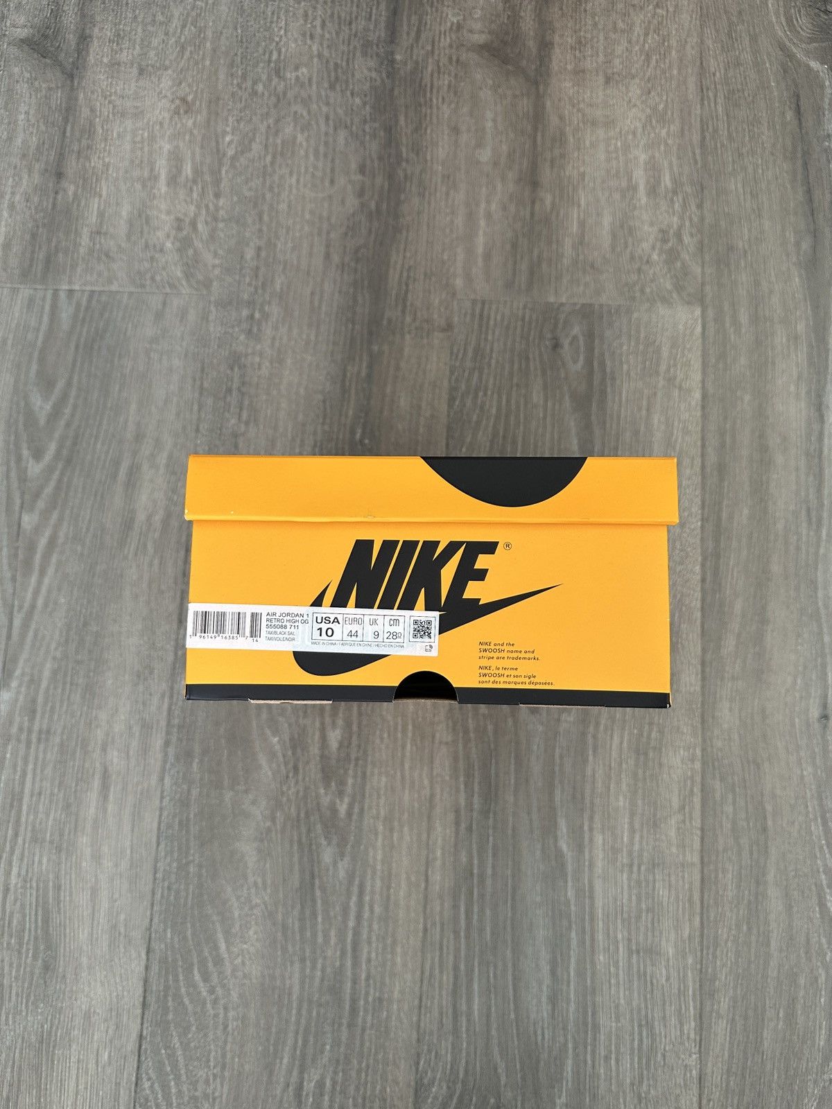 Nike Nike Air Jordan 1 Men's Retro High OG Taxi Yellow Toe Size US 10 / EU 43 - 9 Thumbnail