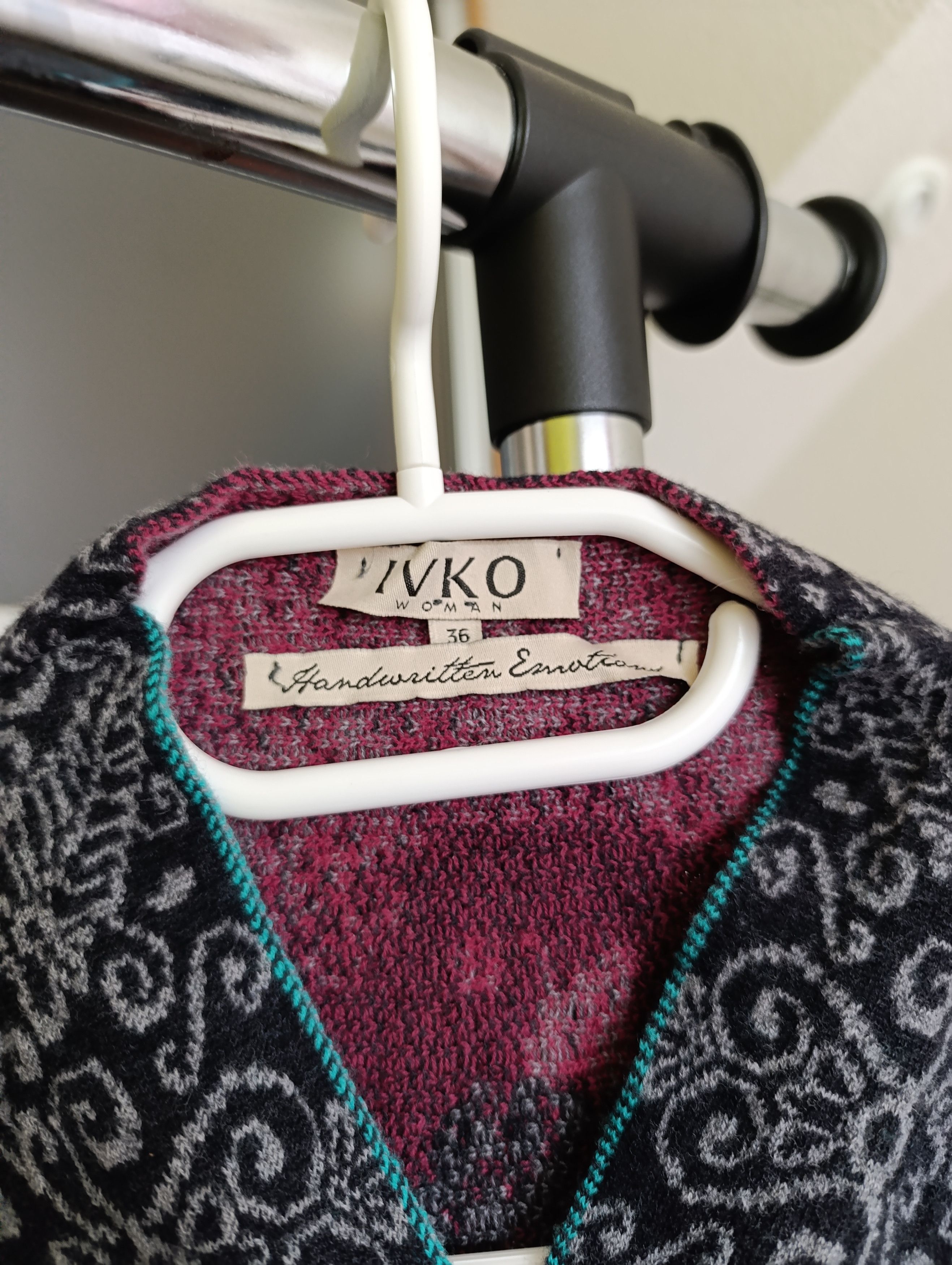 Designer IVKO WOOL KNIT CARDIGAN FLORAL PATTERN Size XS / US 0-2 / IT 36-38 - 4 Thumbnail
