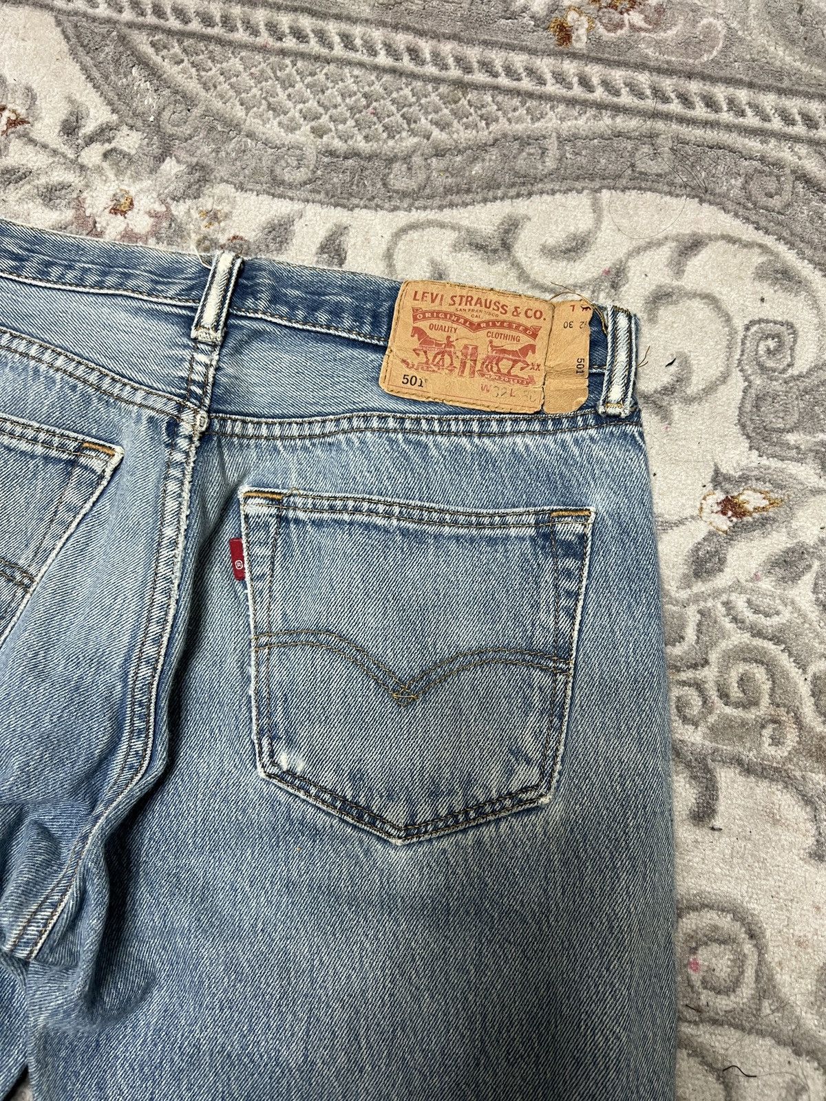 Levi's × Levi's Vintage Clothing LEVIS 501 32 x 30 DISTRESSED JEANS DENIM Size US 31 - 7 Thumbnail
