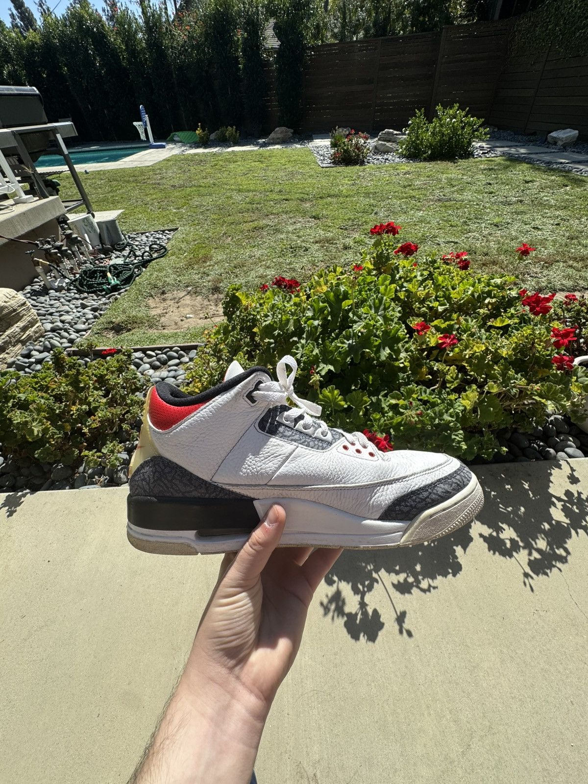 Jordan Brand Jordan 3 SE Fire Red Denim (2020) Size US 12 / EU 45 - 3 Thumbnail
