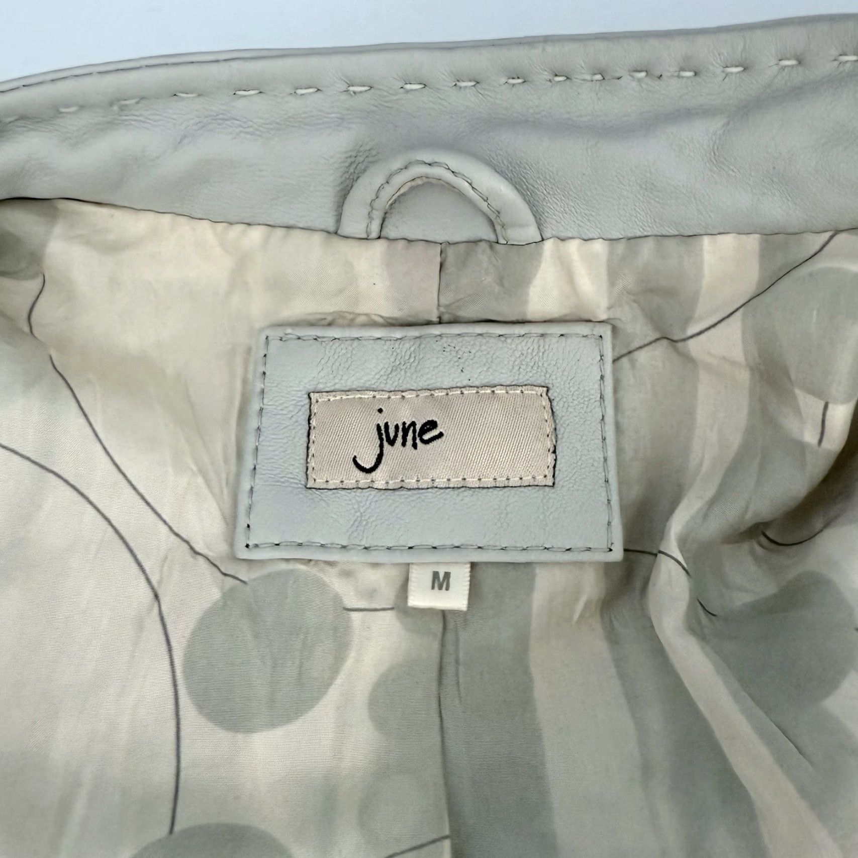 Vintage June Soft Lamb Leather Jacket Zipper Front Moto Pale Sage Blue M Anthro Women Cropped Jacket with Zip Lined Silk Pockets Size M / US 6-8 / IT 42-44 - 6 Thumbnail
