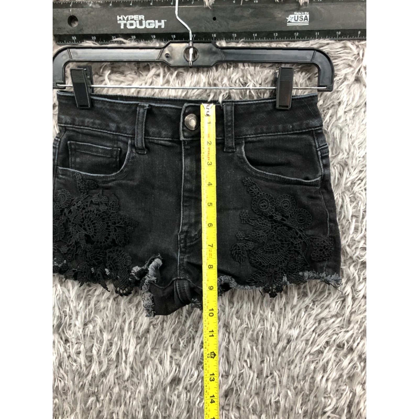 American Eagle Outfitters VINTAGE American Eagle Outfitters Hi-Rise Shortie Shorts Womens Size 0 Dark Wash Black Size 25" / US 0 / IT 36 - 3 Thumbnail