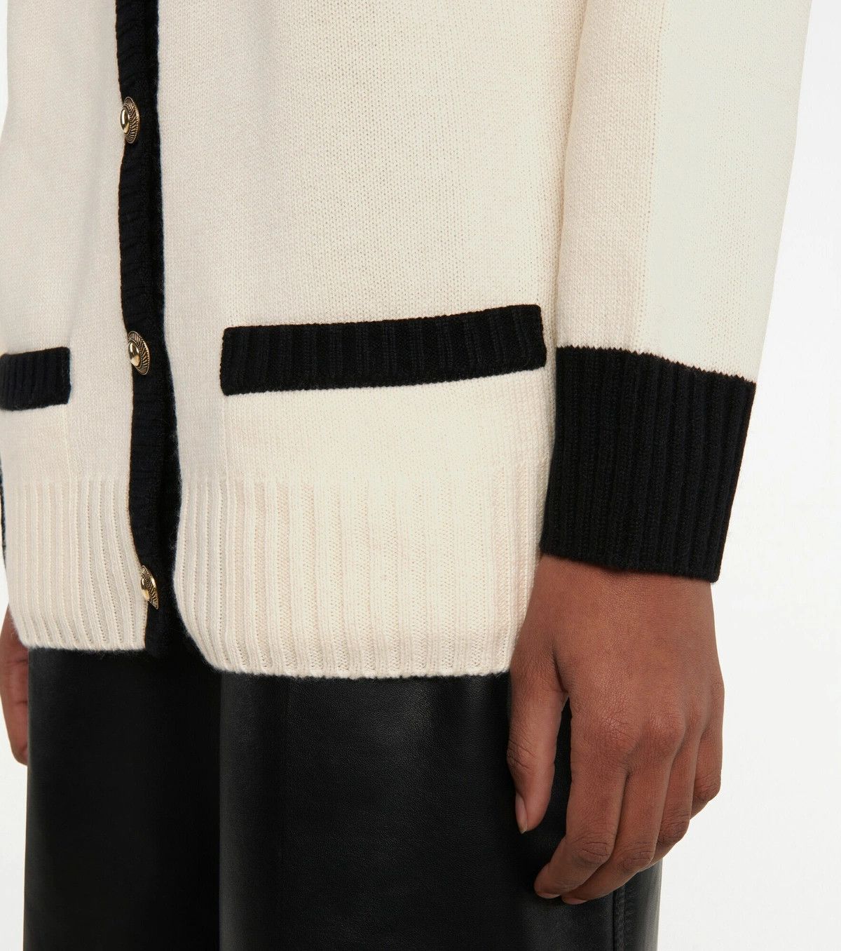 Saint Laurent Paris o1bcso1str0125 Long Cardigan In Cashmere in Natural/Noir Size M / US 6-8 / IT 42-44 - 5 Thumbnail