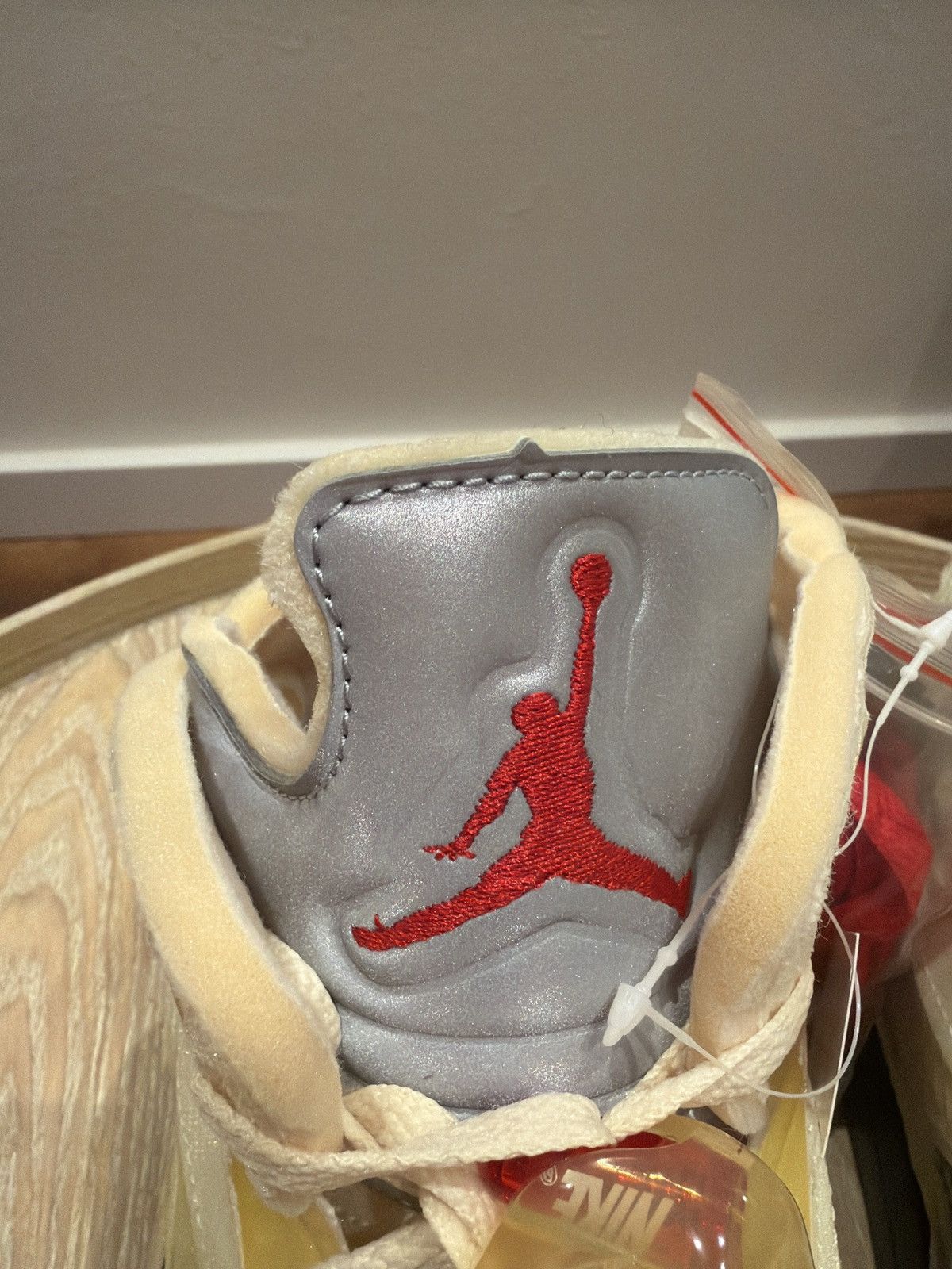 Jordan Brand Jordan 5 Retro Off White „Sail“ Size US 12 / EU 45 - 8 Thumbnail